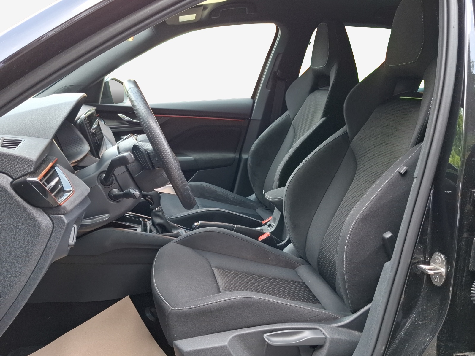 SKODA Kamiq 1.0 TSI Dynamic DSG-image-7