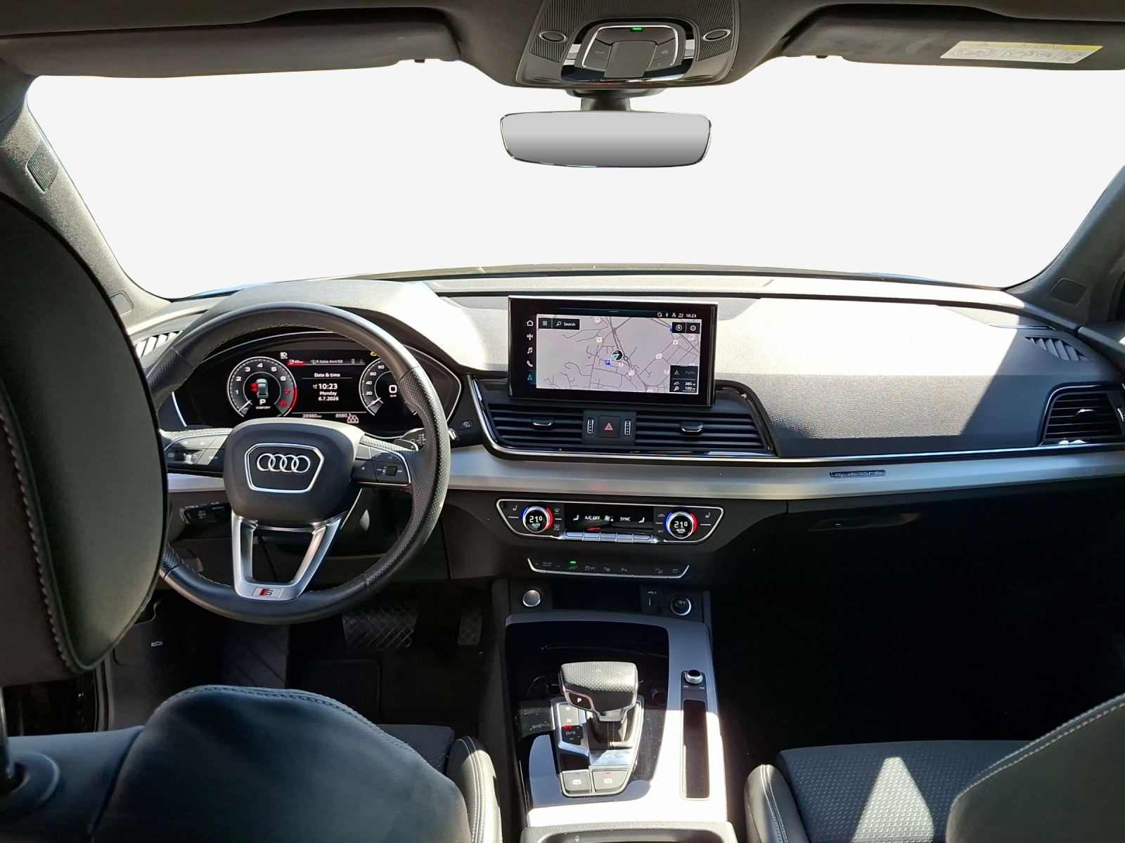 AUDI Q5 Sportback 50 TFSI e PHEV S line quattro S-tronic-image-8
