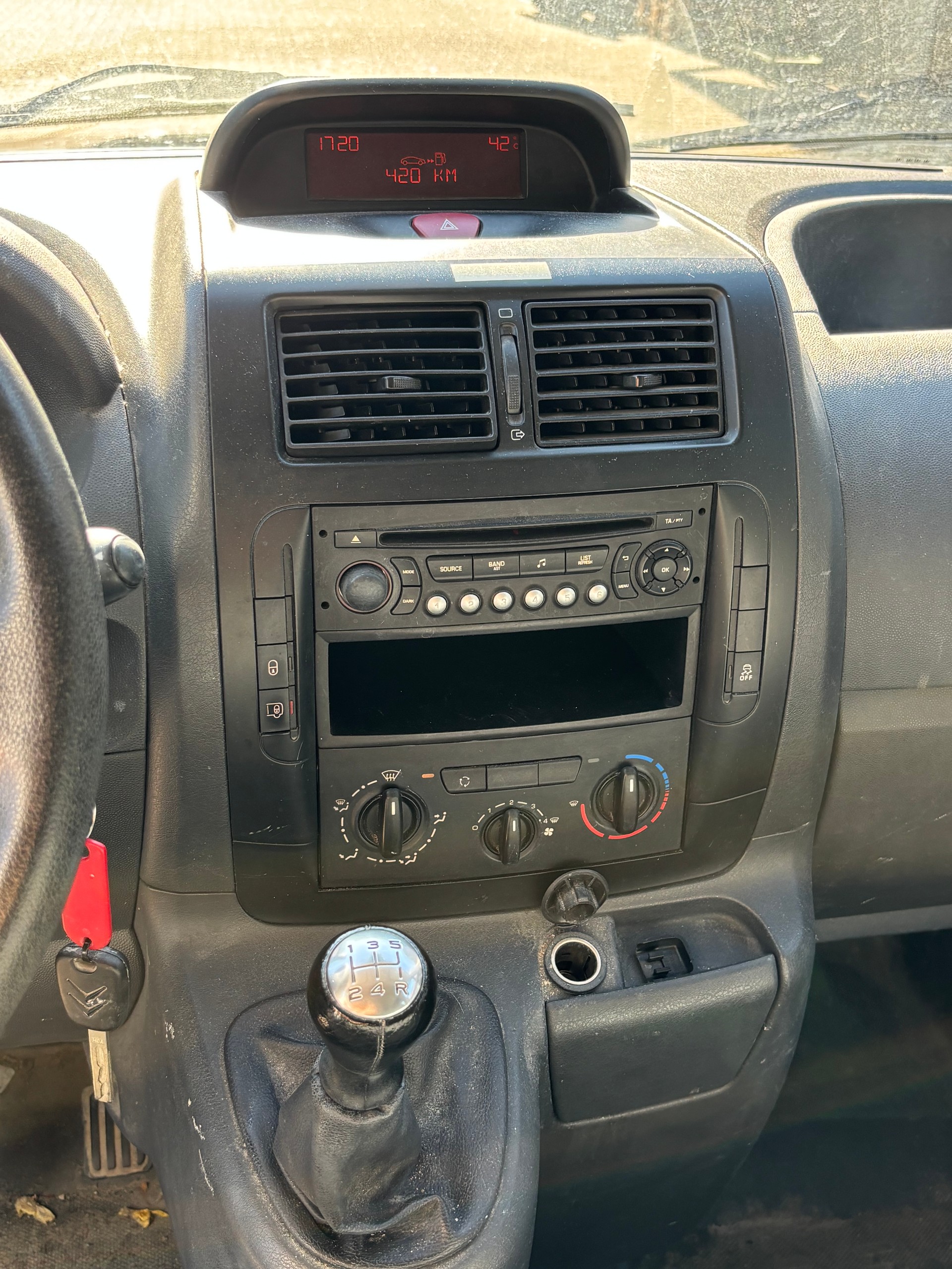 CITROEN Jumpy 1.6 HDi 12 L1H1-image-10