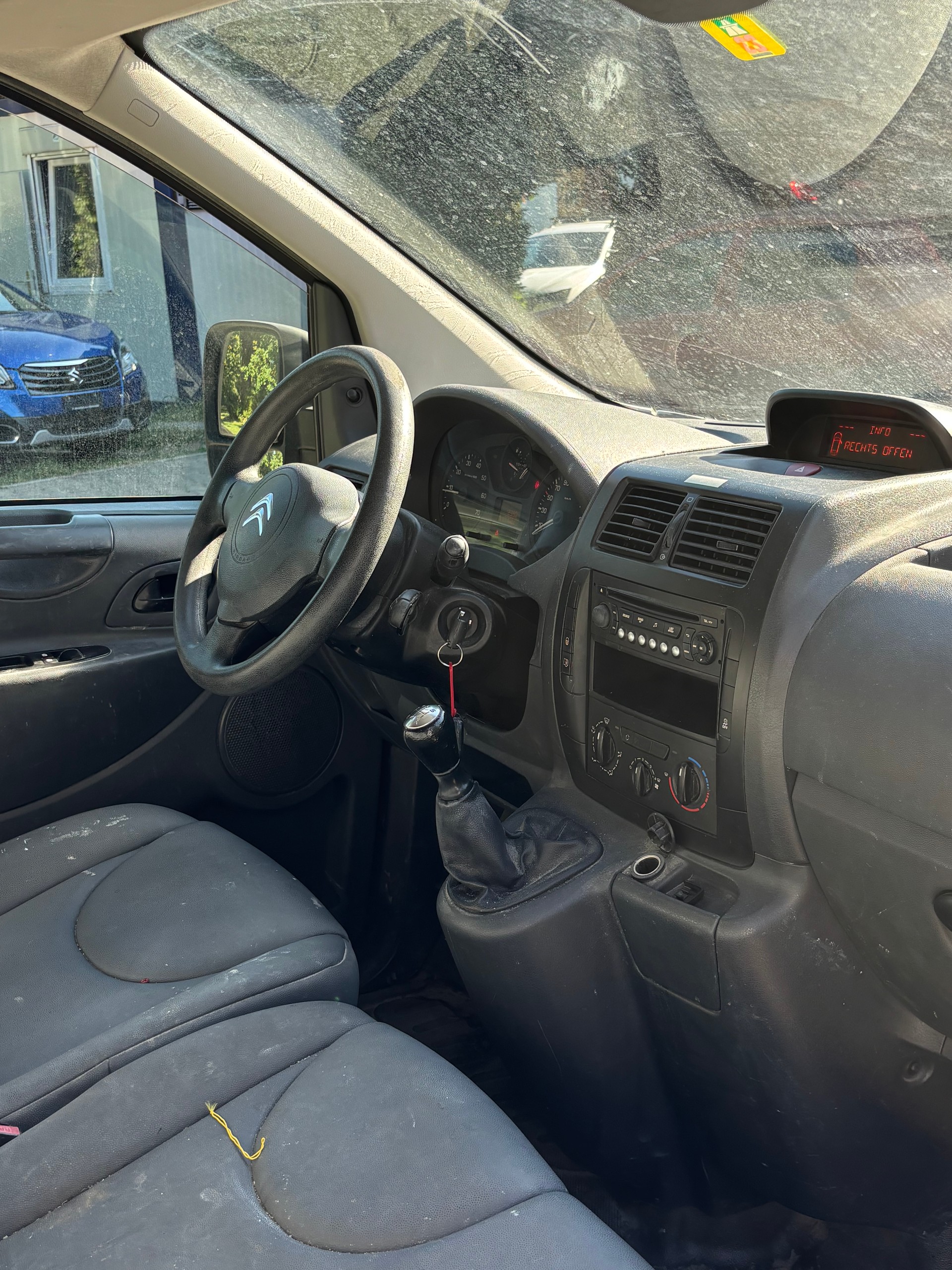 CITROEN Jumpy 1.6 HDi 12 L1H1-image-8