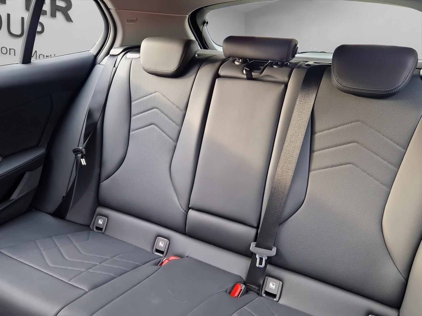 BMW 🆕 120 Steptronic (CH)-image-19