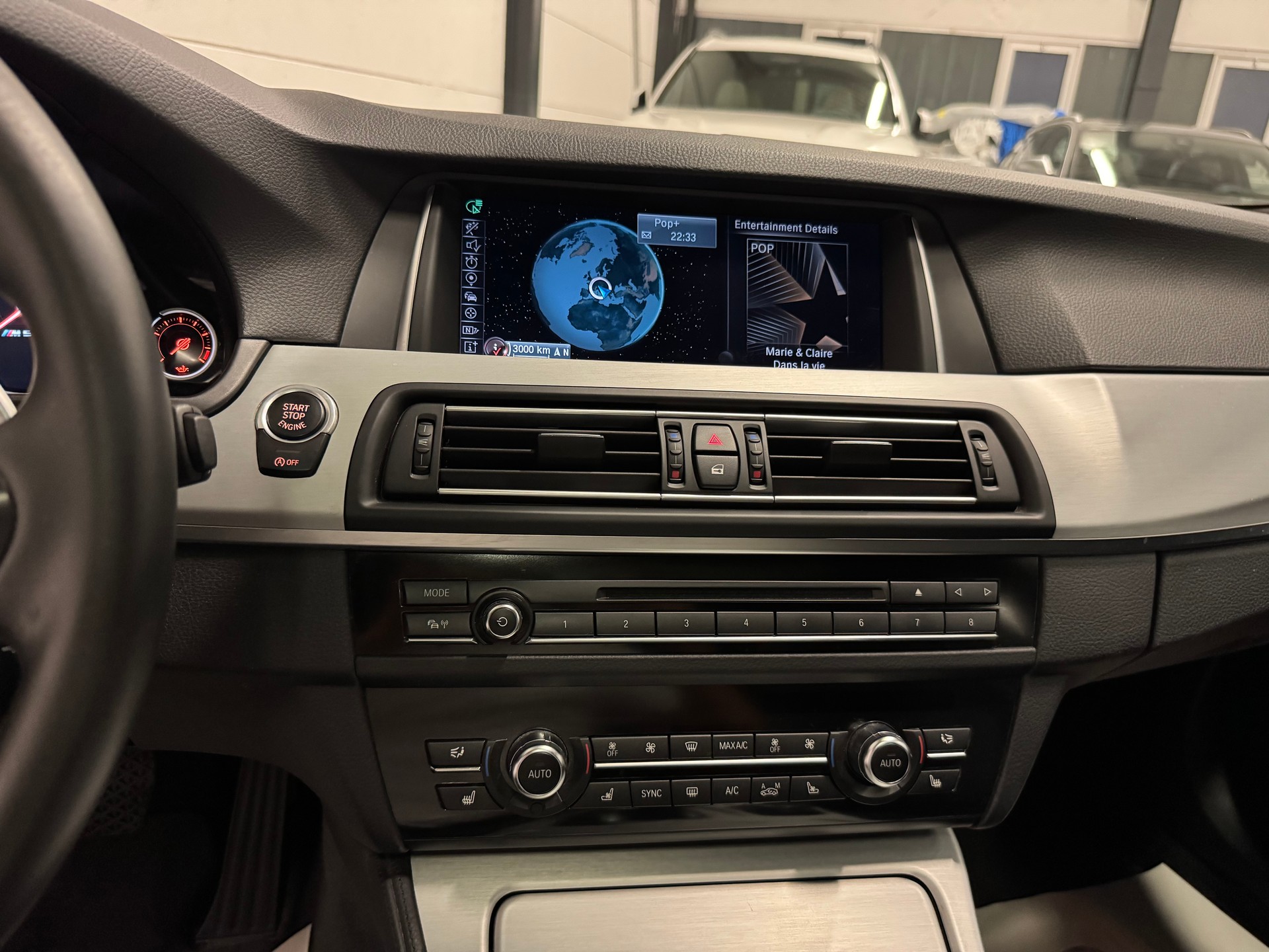 BMW M550d Touring xDrive Steptronic-image-24