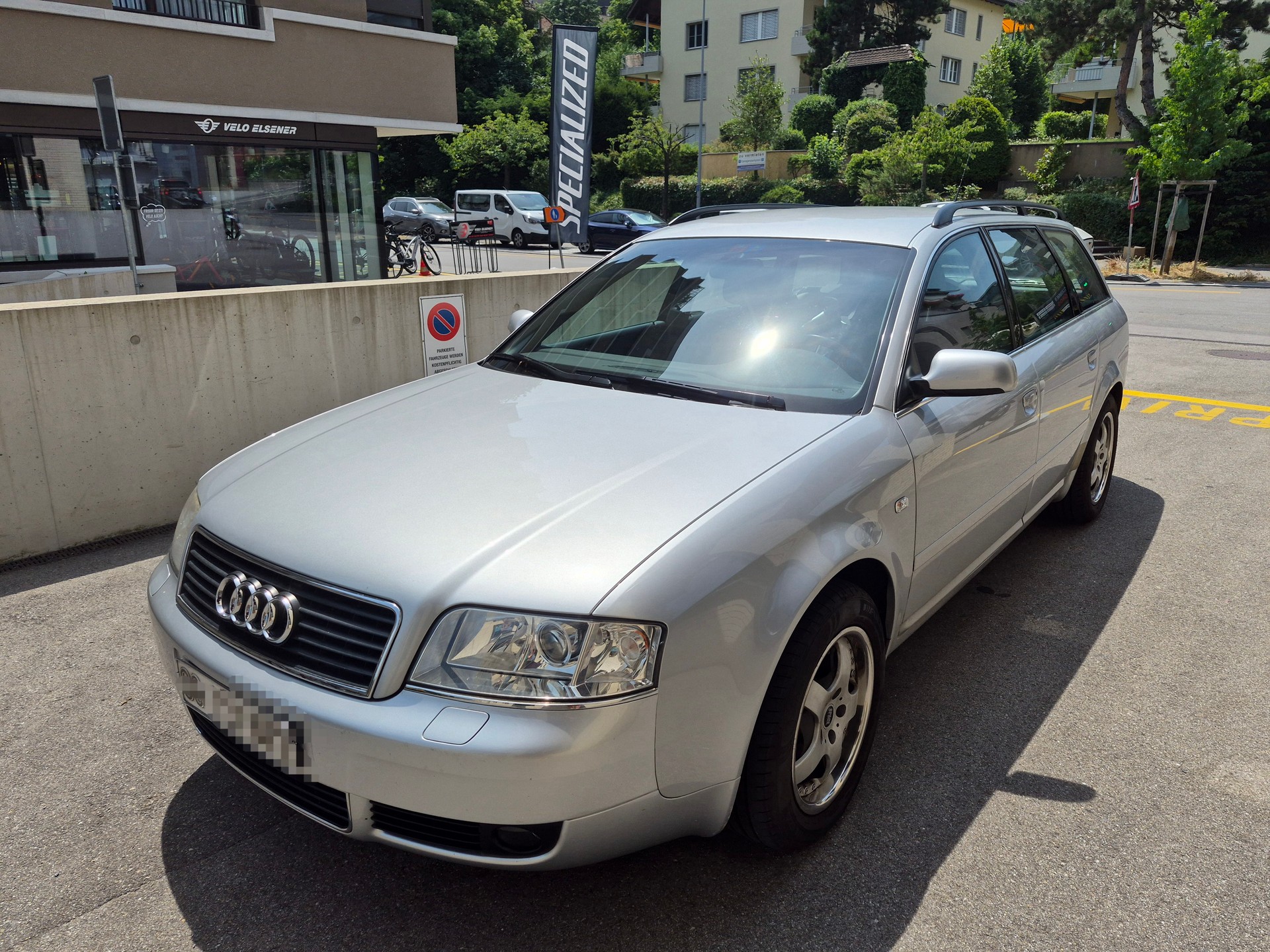 AUDI Avant-image-0