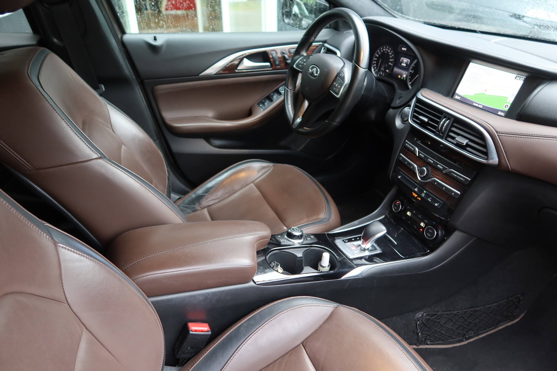 INFINITI QX30 2.2d Premi. Tech AWD-image-7