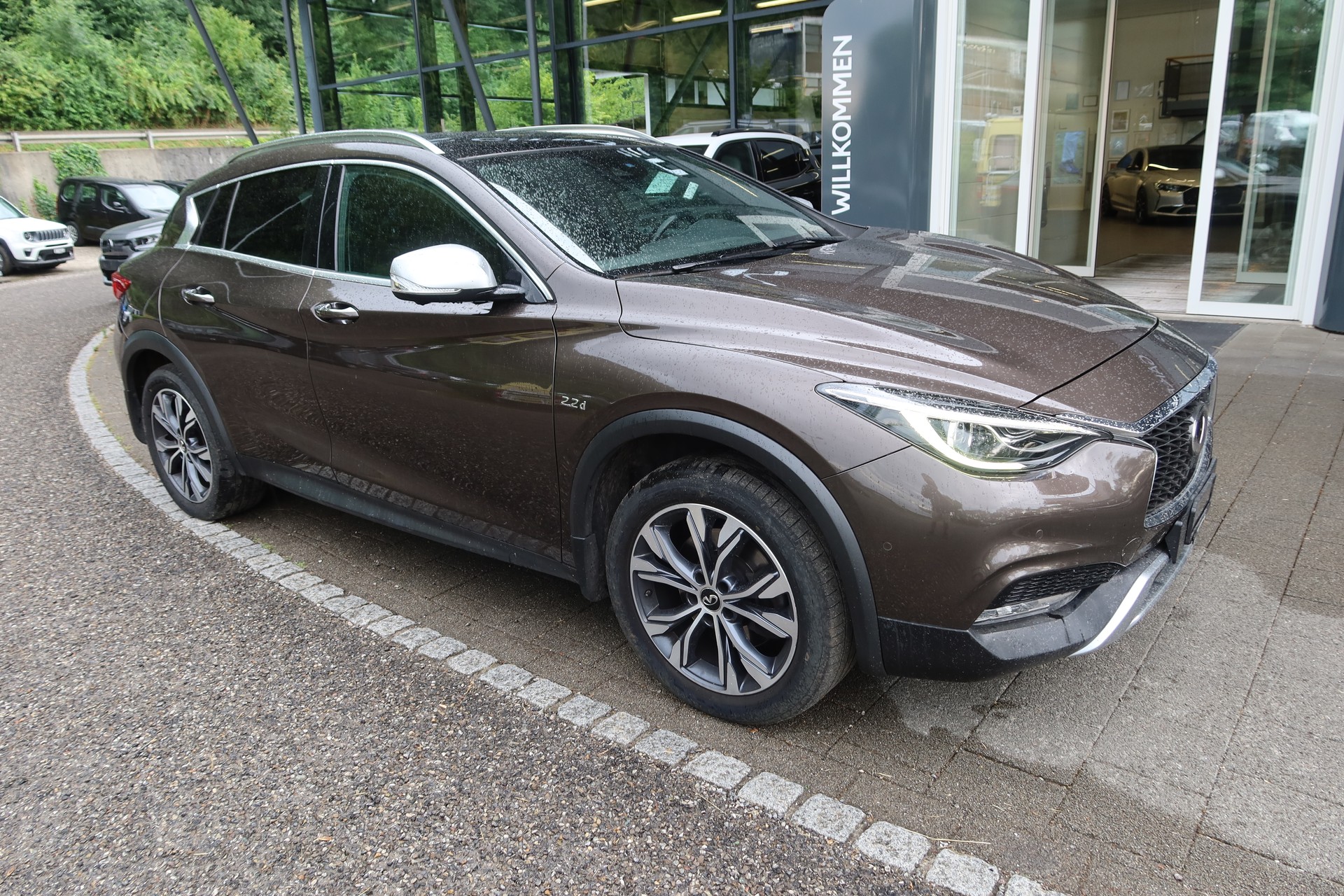 INFINITI QX30 2.2d Premi. Tech AWD-image-0