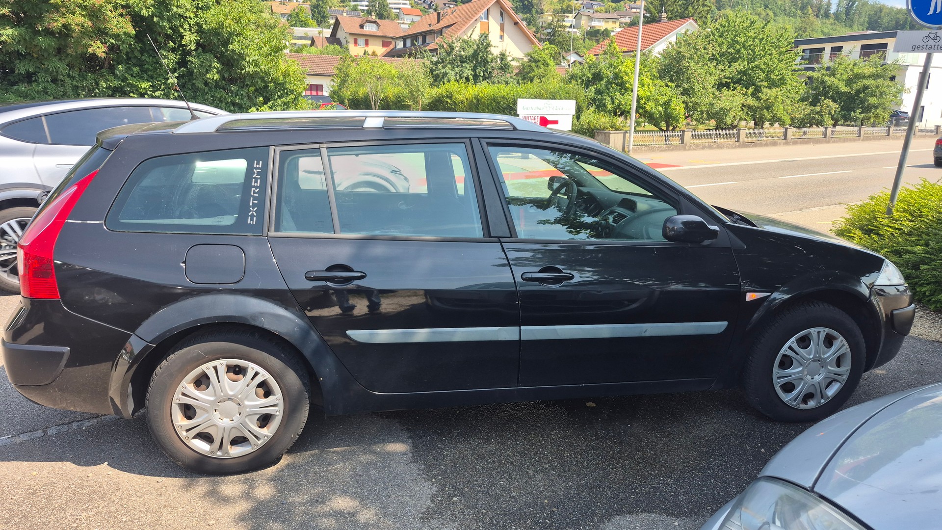 RENAULT Mégane Break 1.6 16V Expression-image-3