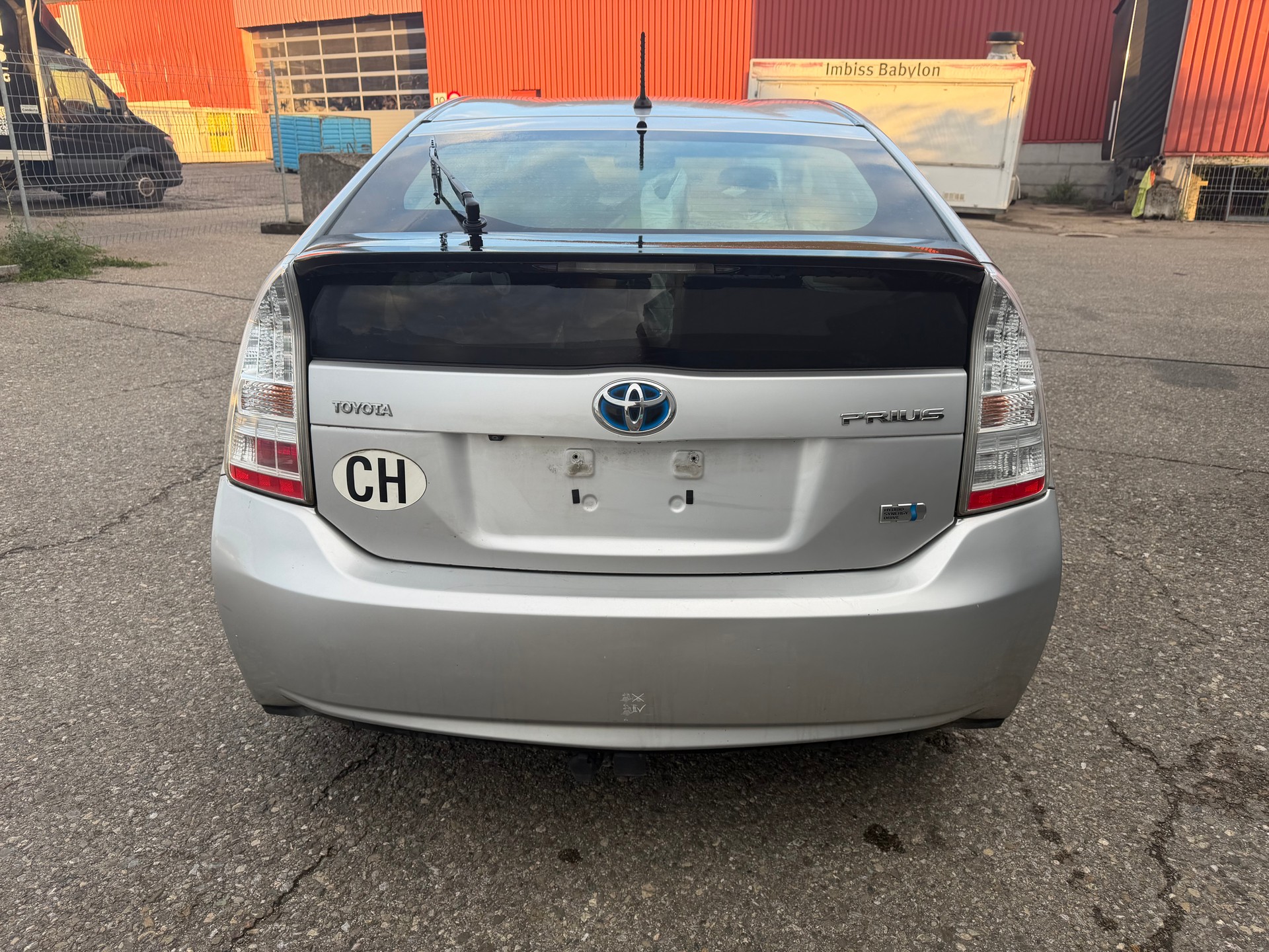 TOYOTA Prius 1.8 16V HSD Luna-image-7