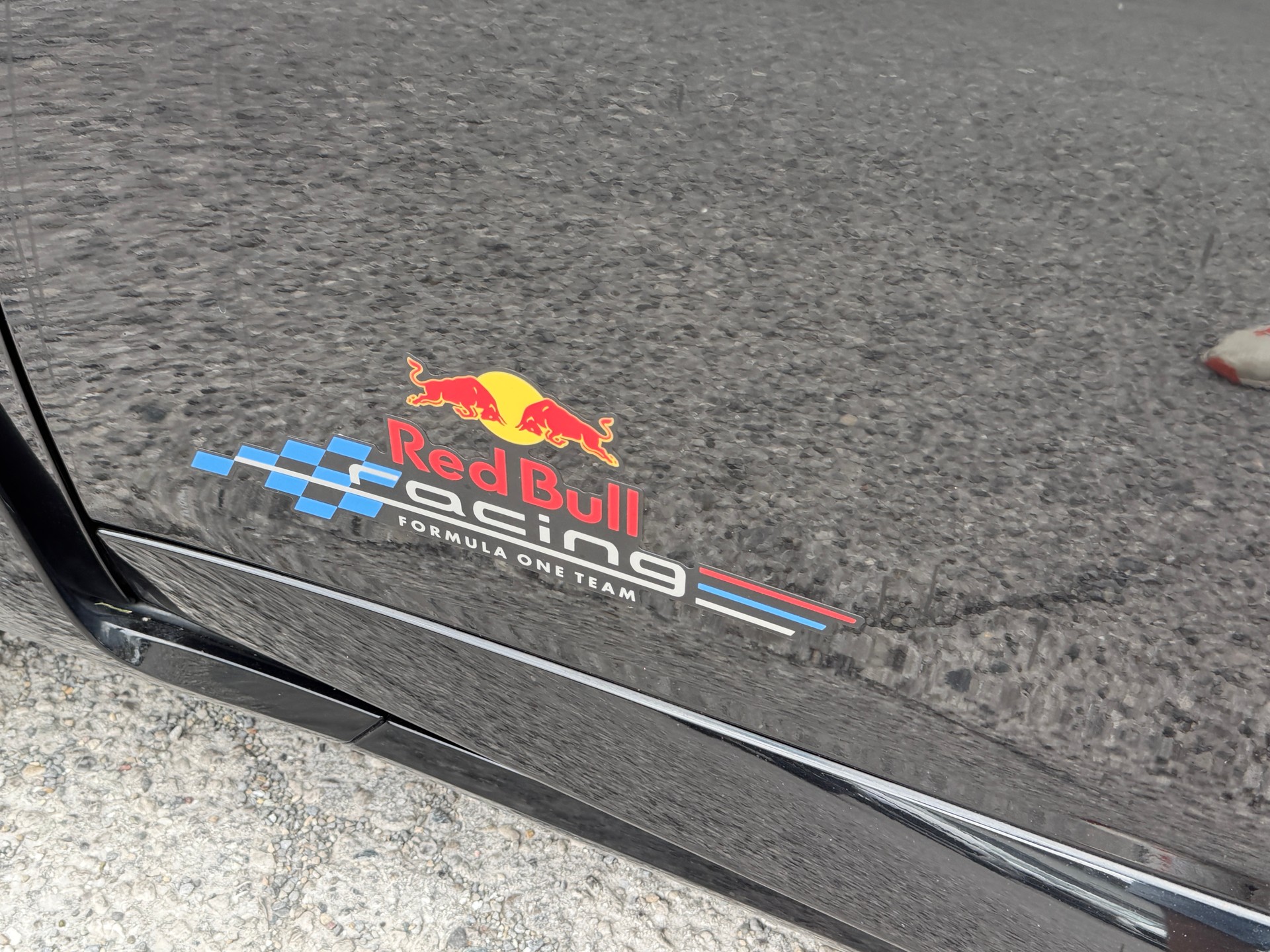 RENAULT Mégane Coupé 2.0 16V Turbo Red Bull Racing-image-5