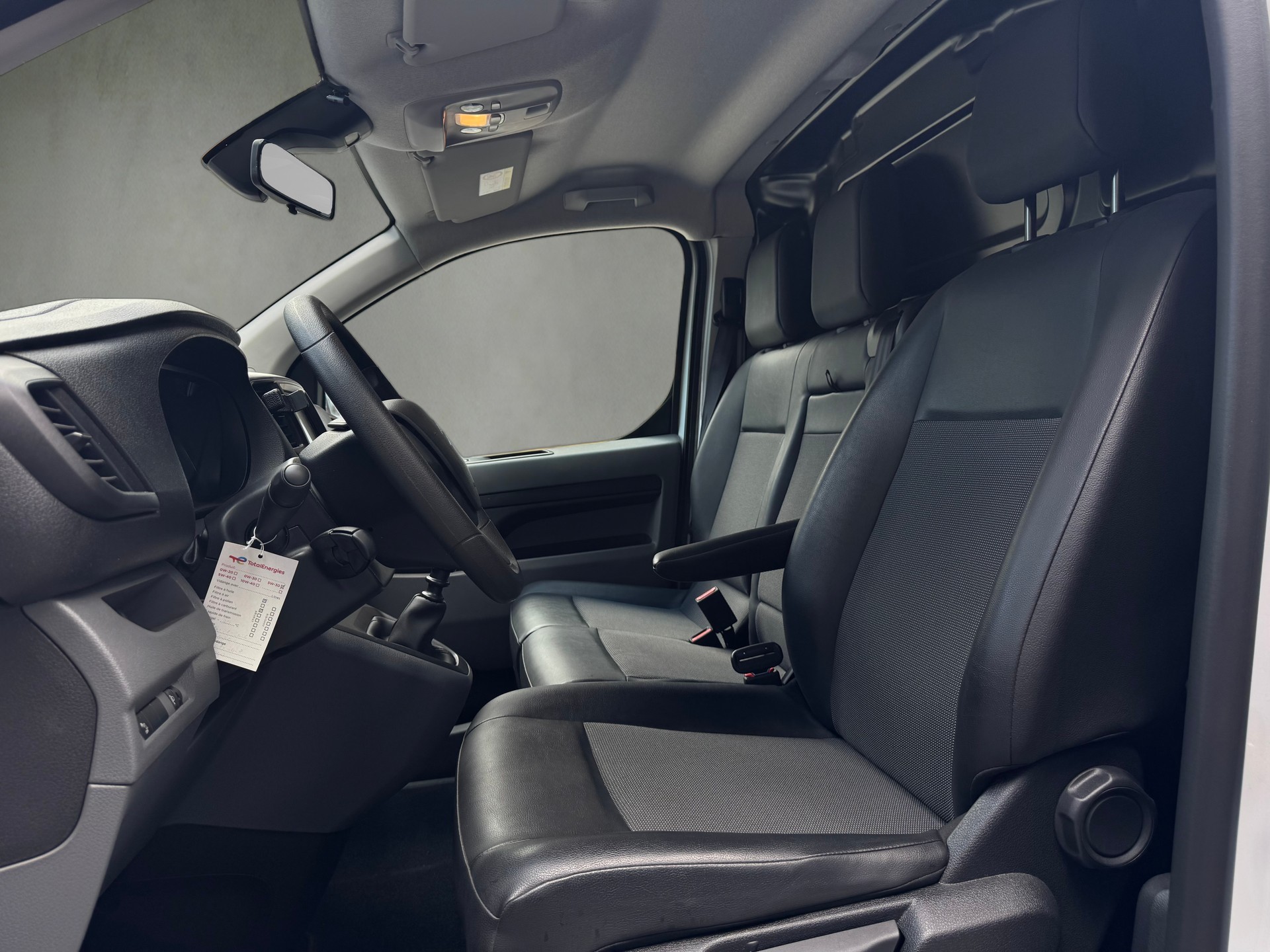 CITROEN Jumpy 1.5 BlueHDi 120 M Komfort-image-9