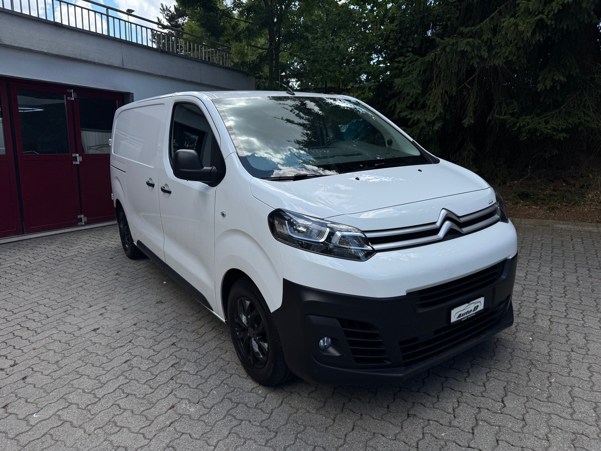 CITROEN Jumpy 1.5 BlueHDi 120 M Komfort-image-2