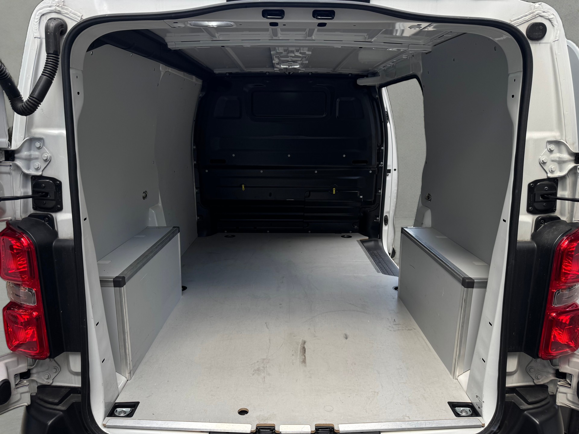 CITROEN Jumpy 1.5 BlueHDi 120 M Komfort-image-20