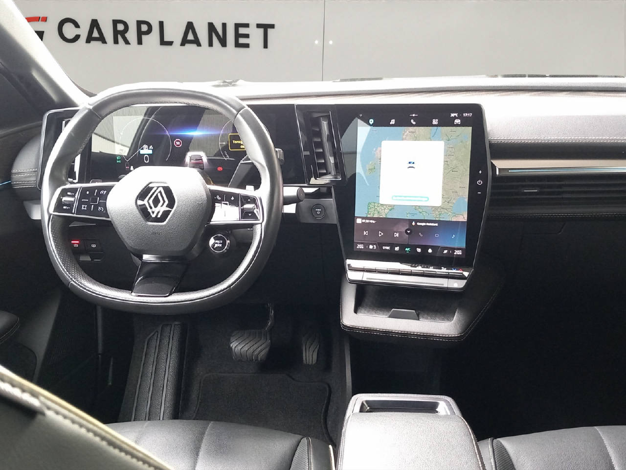 RENAULT Megane-image-4