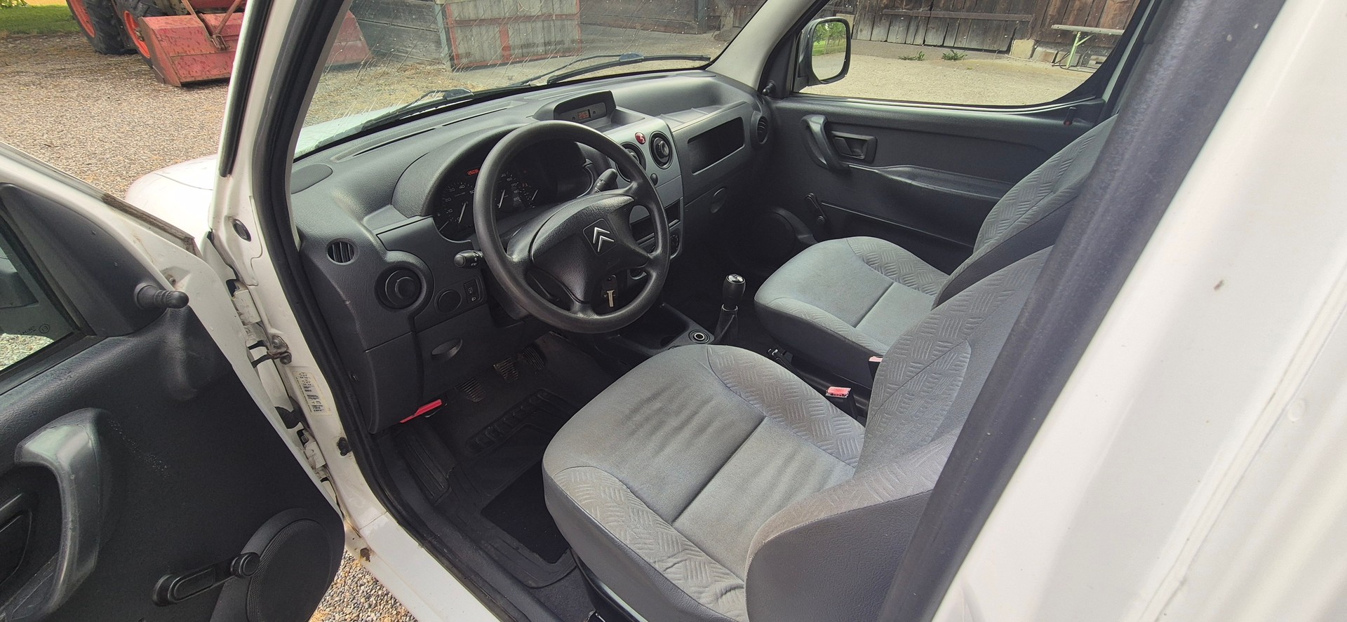 CITROEN 1.4i-image-4