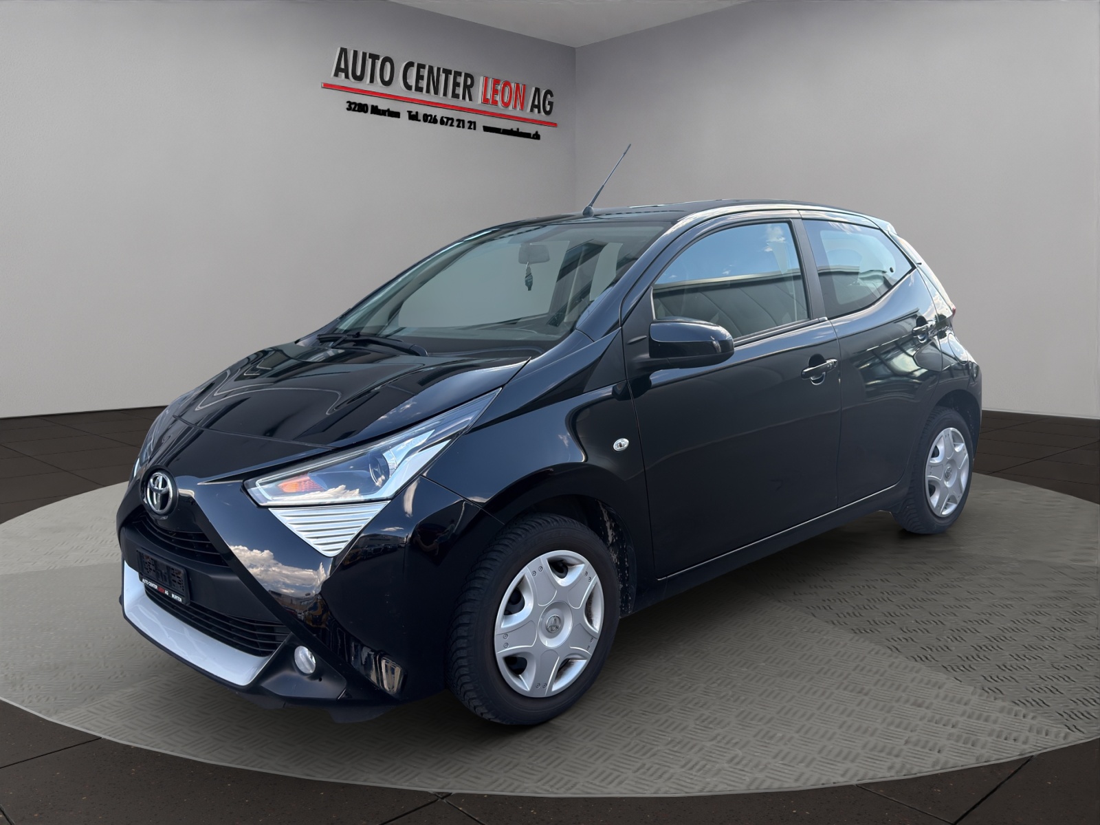 TOYOTA Aygo 1.0 VVT-i Trend-showroom-element-1