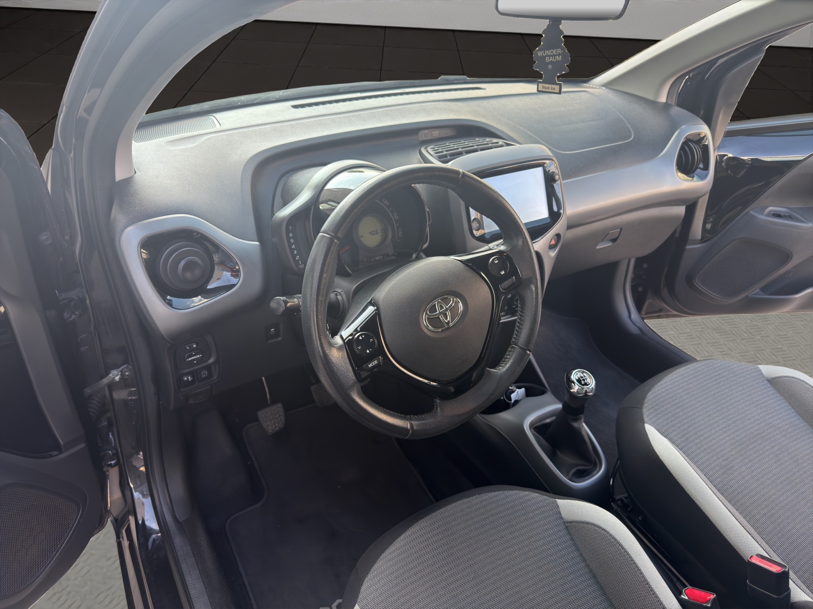 TOYOTA Aygo 1.0 VVT-i Trend-image-13