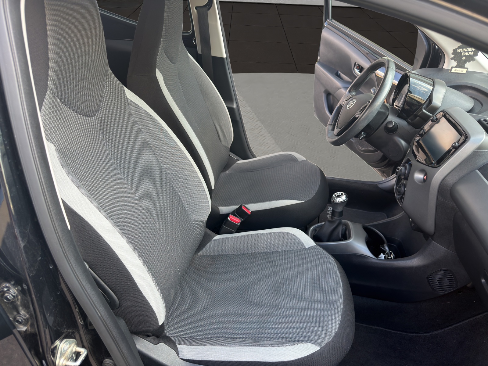 TOYOTA Aygo 1.0 VVT-i Trend-image-17