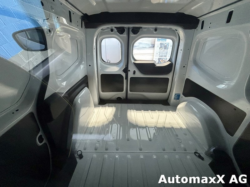 RENAULT Kangoo Van 1.3 TCe 130 Extra-image-10