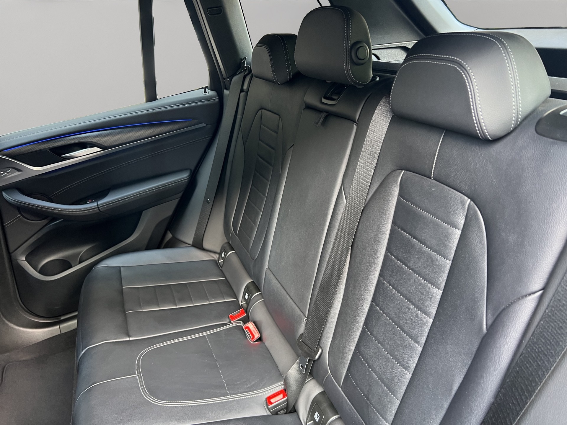 BMW X3 M40i-image-18