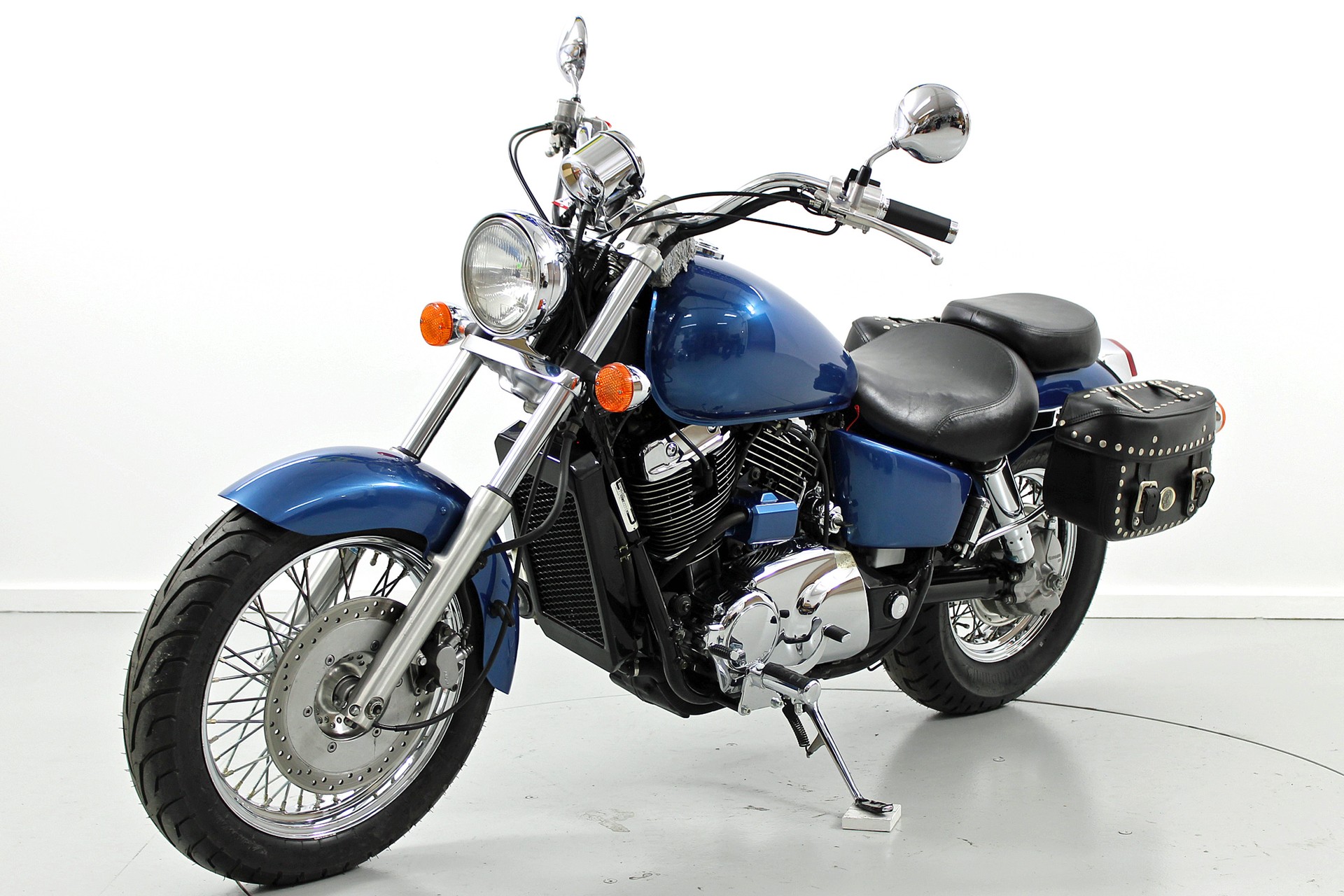 HONDA VT 1100 C2-showroom-element-2