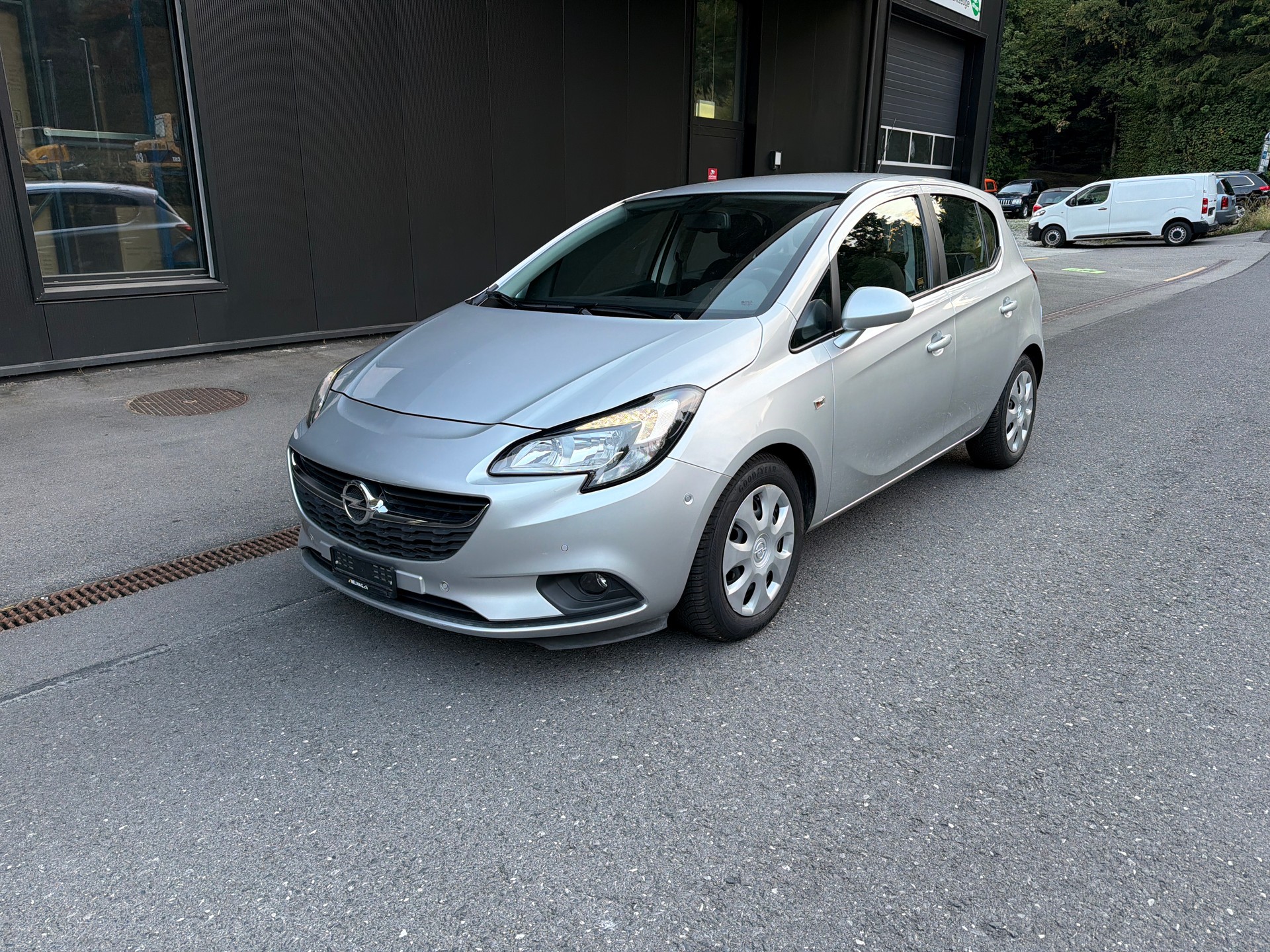 OPEL Corsa 1.4 TP Enjoy Automatic-image-0