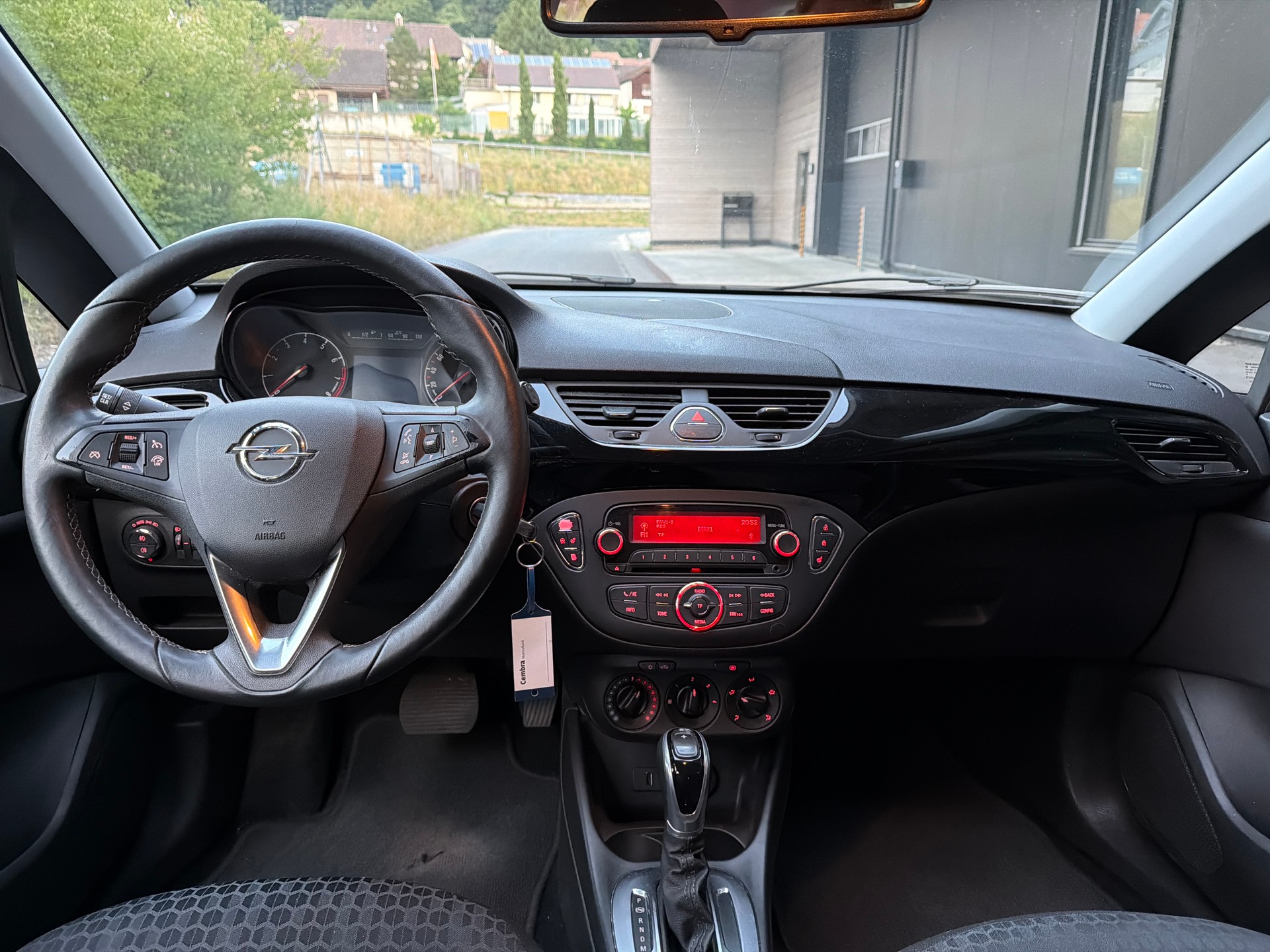 OPEL Corsa 1.4 TP Enjoy Automatic-image-11