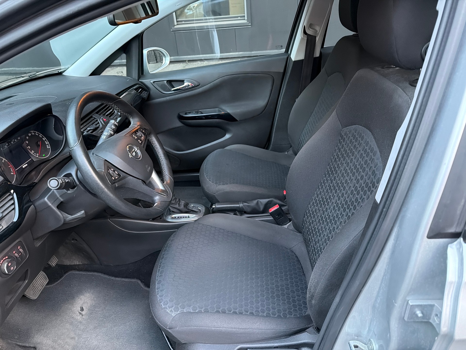 OPEL Corsa 1.4 TP Enjoy Automatic-image-10