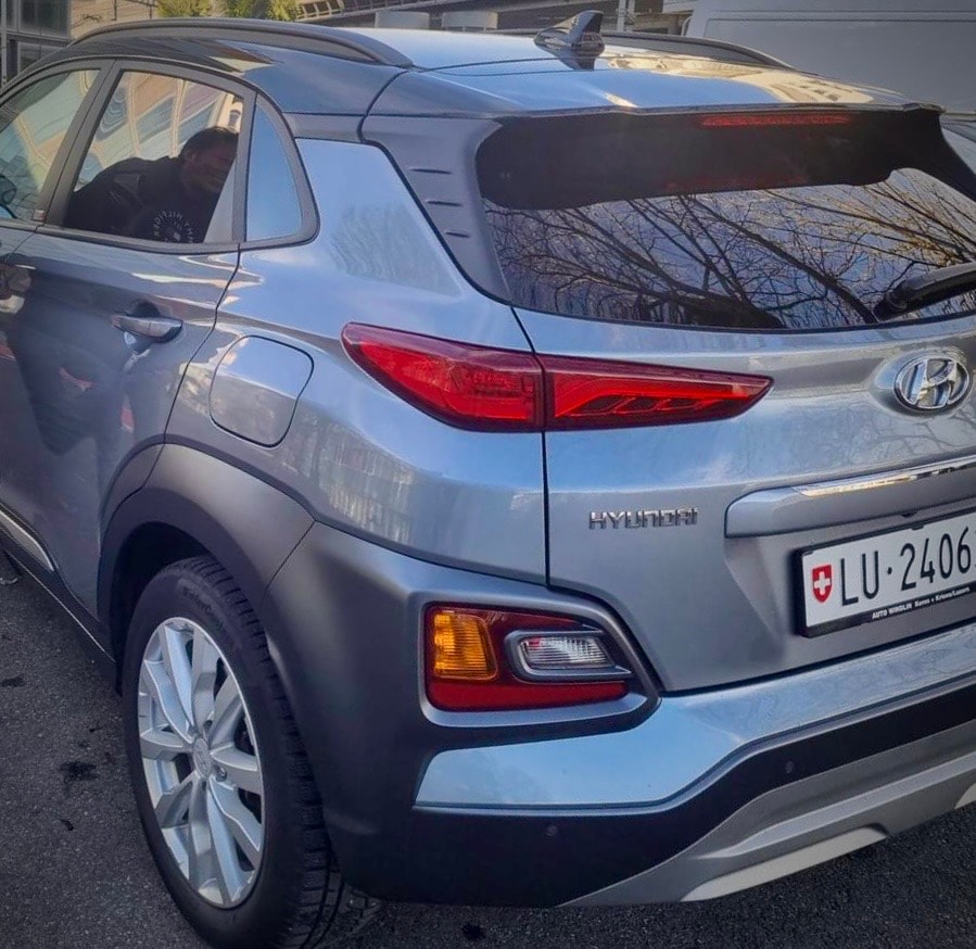 HYUNDAI Kona 1.6 GDi Hybrid Vertex-image-2