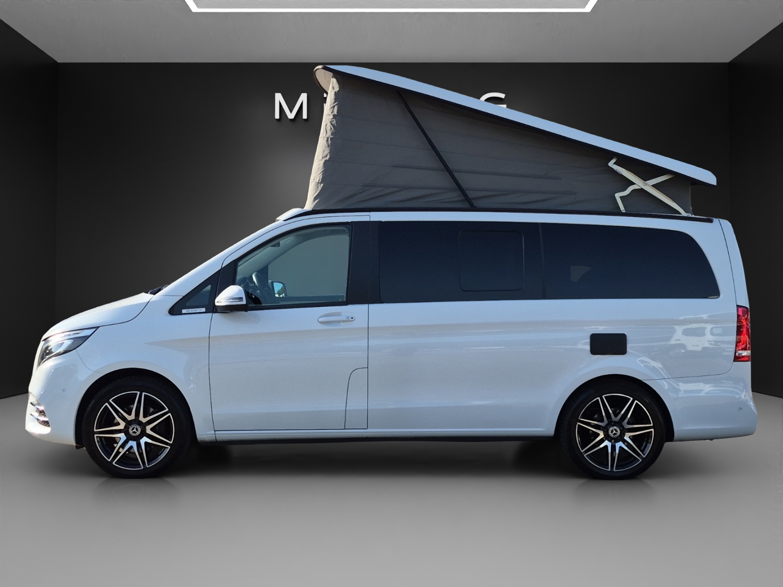MERCEDES-BENZ Marco Polo 300 d 4M Automat-image-2