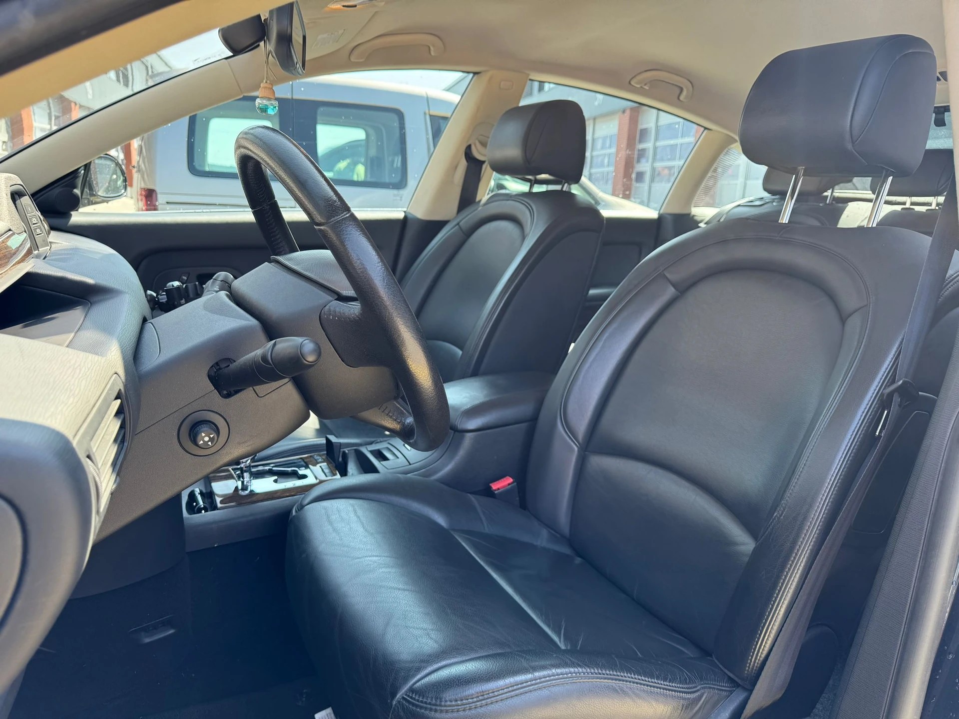 CITROEN C6 Sedan 2.7 HDi V6 Exclusive Automatic-image-8