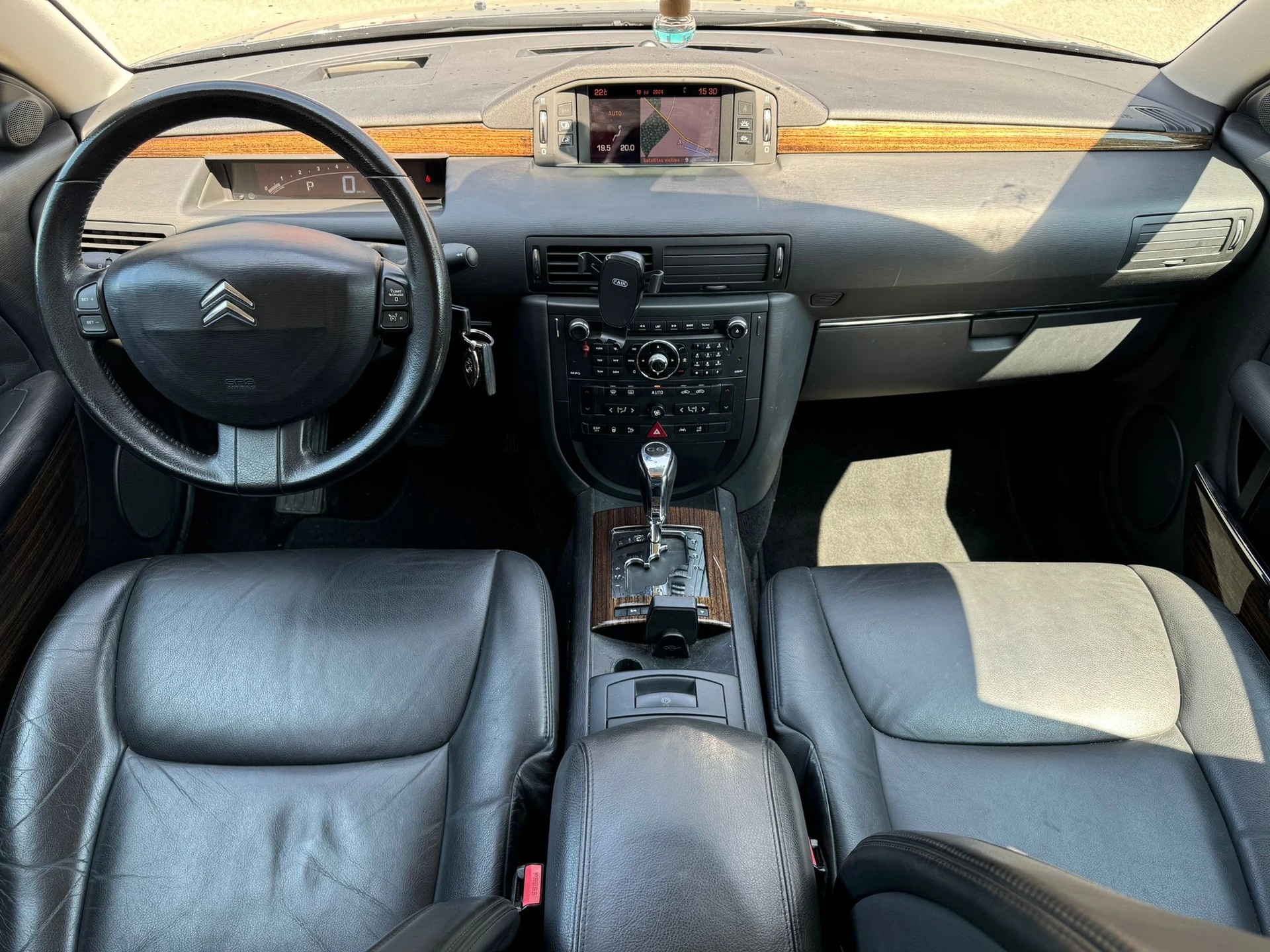 CITROEN C6 Sedan 2.7 HDi V6 Exclusive Automatic-image-13