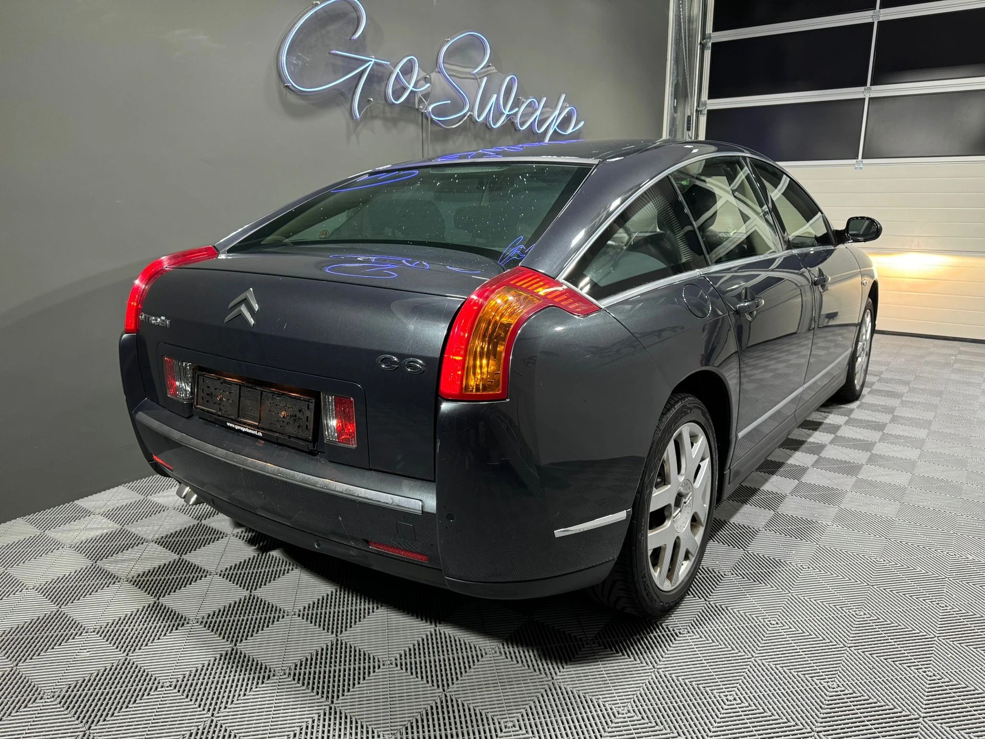 CITROEN C6 Sedan 2.7 HDi V6 Exclusive Automatic-image-2