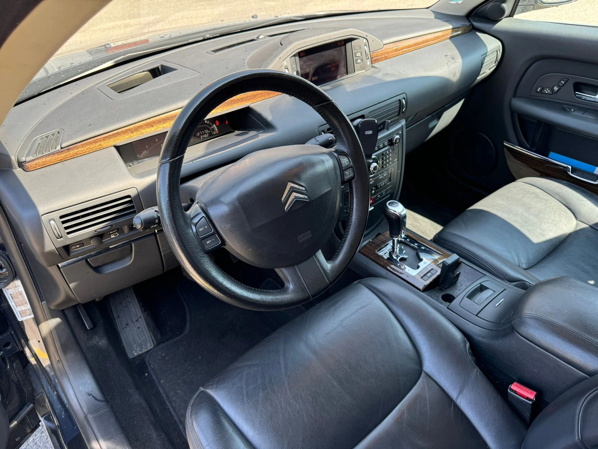 CITROEN C6 Sedan 2.7 HDi V6 Exclusive Automatic-image-1
