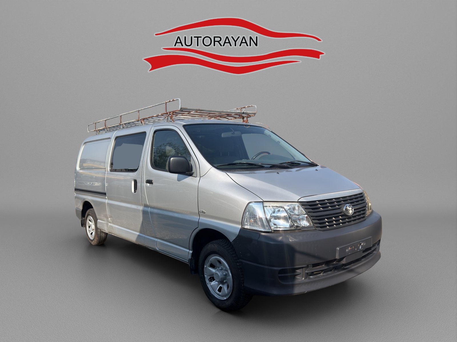 TOYOTA Hiace D-4D Van 4WD LWB-image-2
