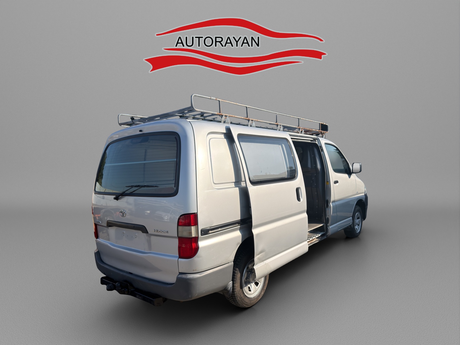 TOYOTA Hiace D-4D Van 4WD LWB-image-4
