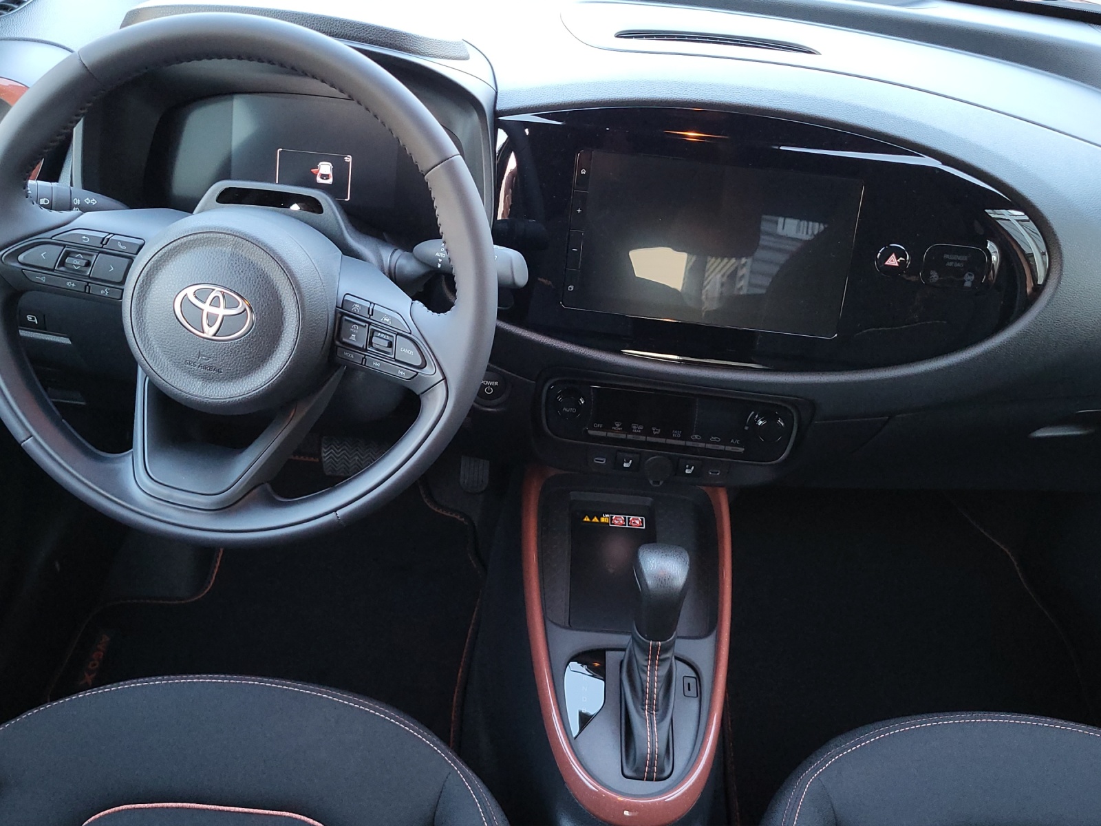 TOYOTA Aygo X 1.5 VVT-i HSD Trend-image-13