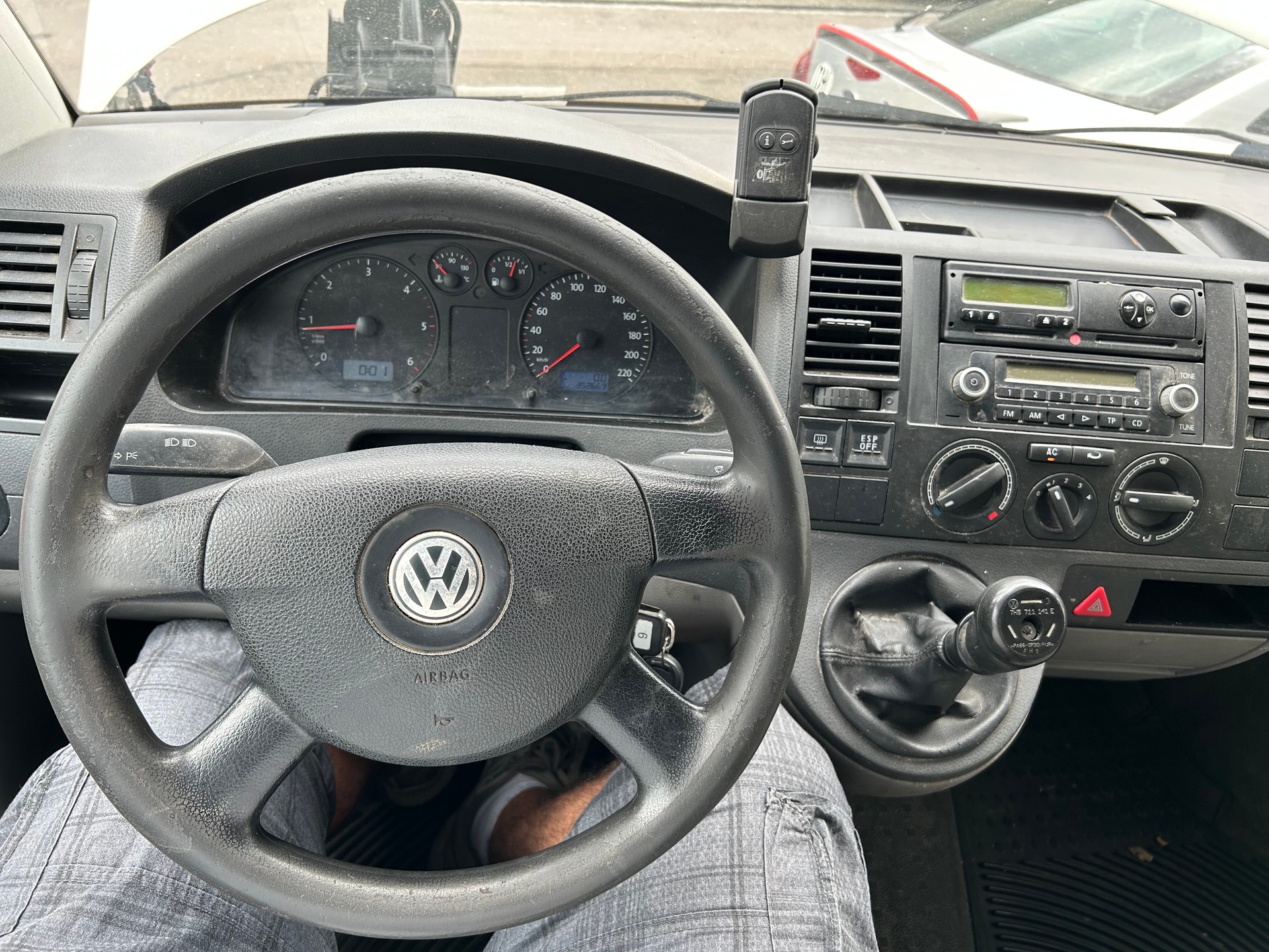 VW T5 2.5 TDI PD 4MOTION-image-8