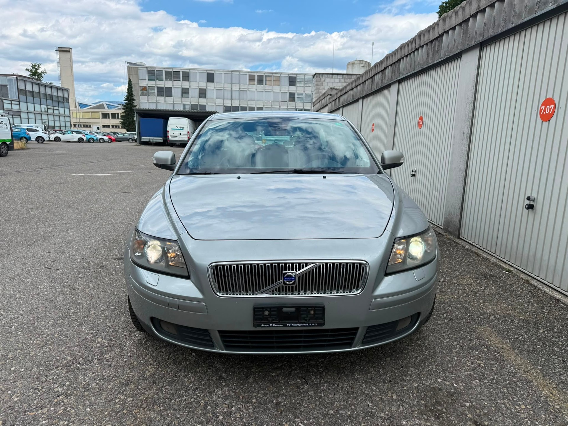 VOLVO V50 2.0 Summum-image-1