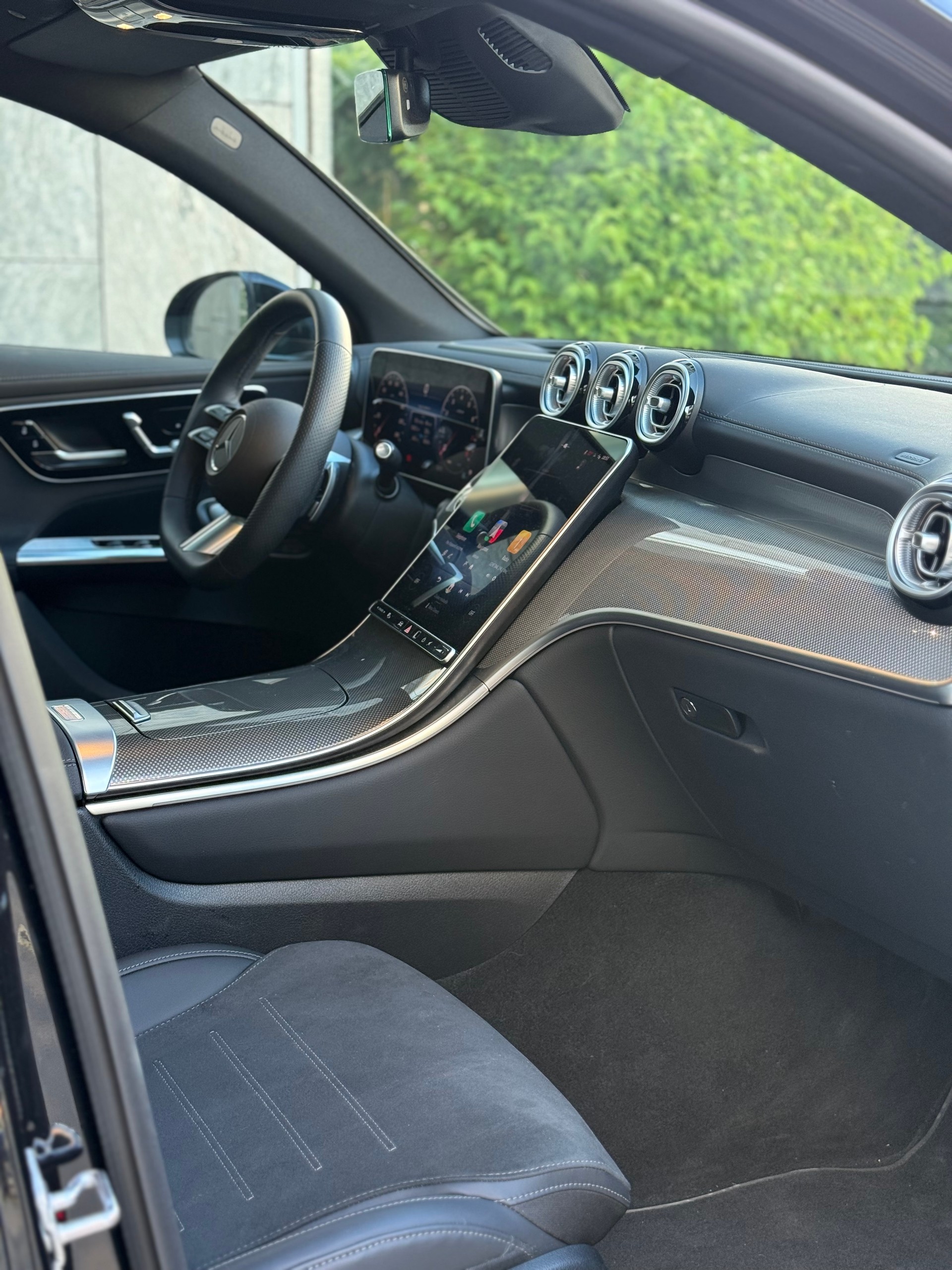 MERCEDES-BENZ GLC 300 4Matic 9G-Tronic-image-9