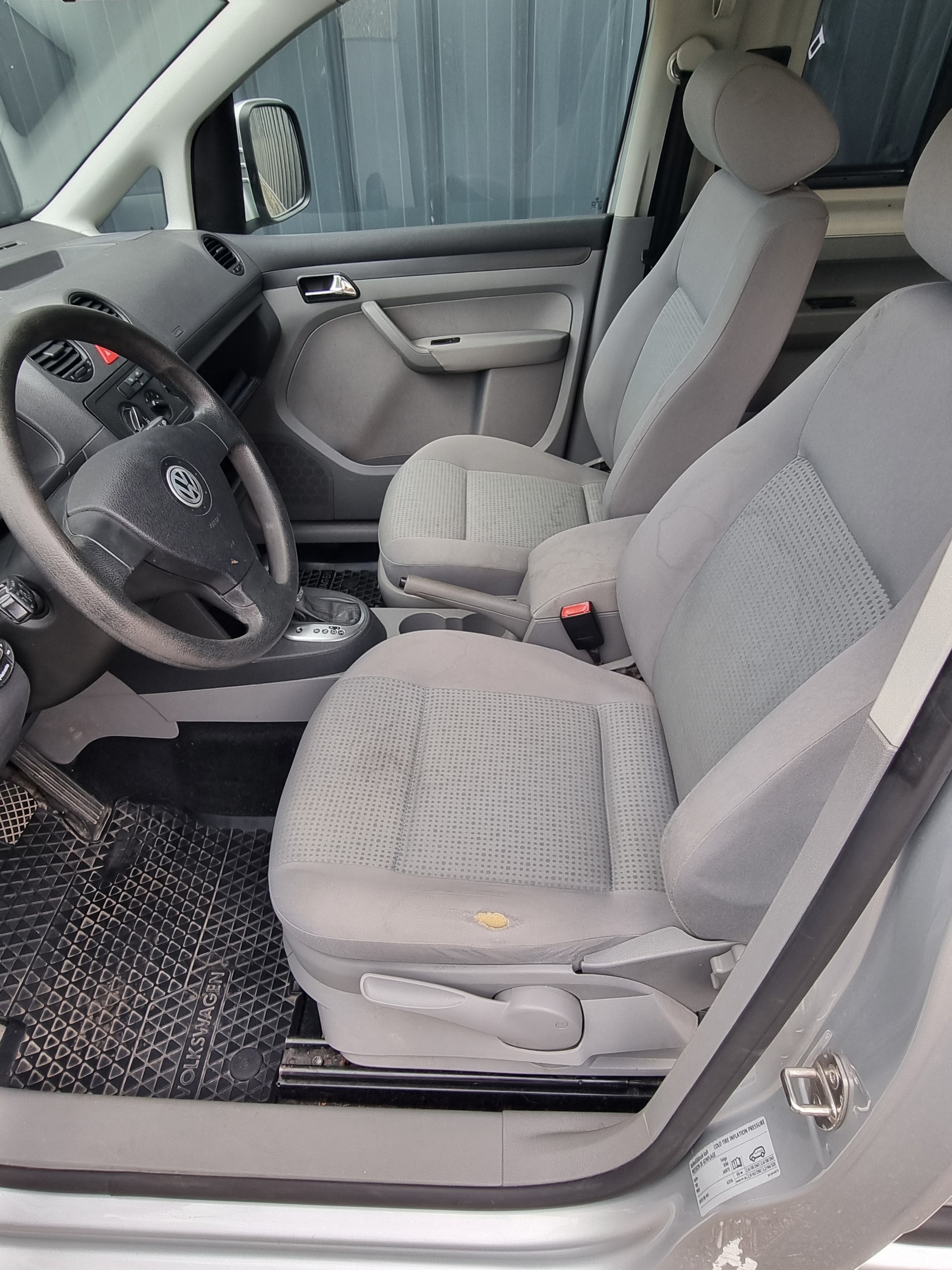 VW Caddy Maxi Life 1.9TDI-image-12