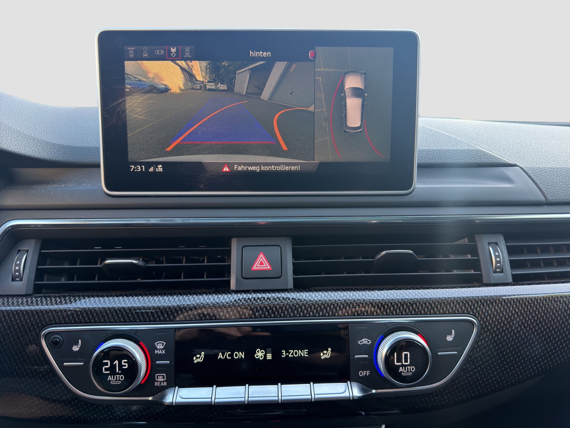 AUDI S4 Avant 3.0 TFSI quattro tiptronic-image-12