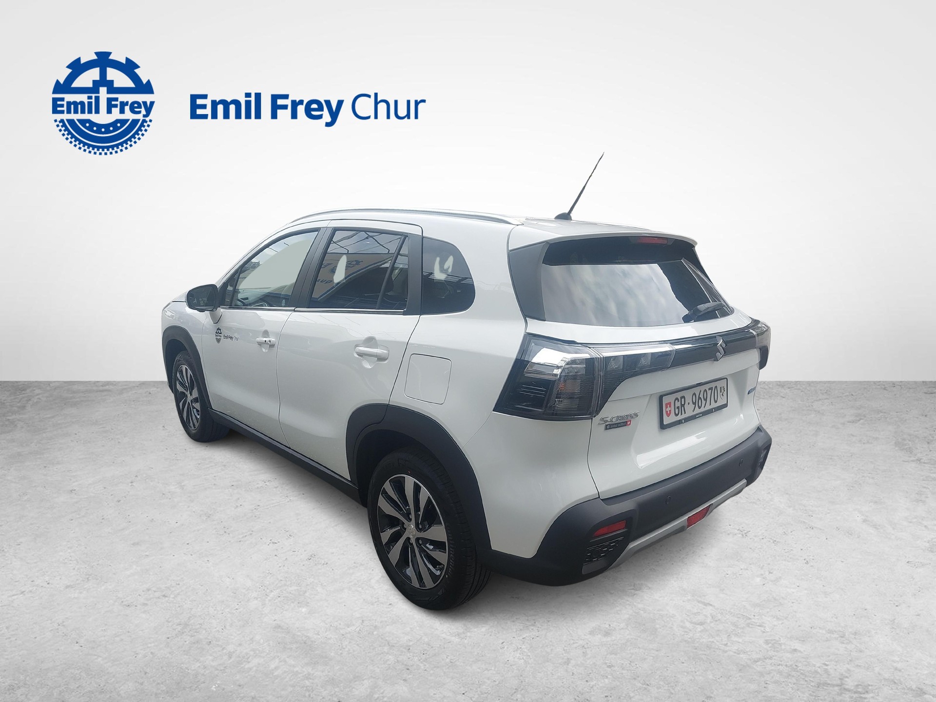 SUZUKI S-Cross 1.4 T Compact Top Hybrid 4x4 / 1.99% Leasing-image-2