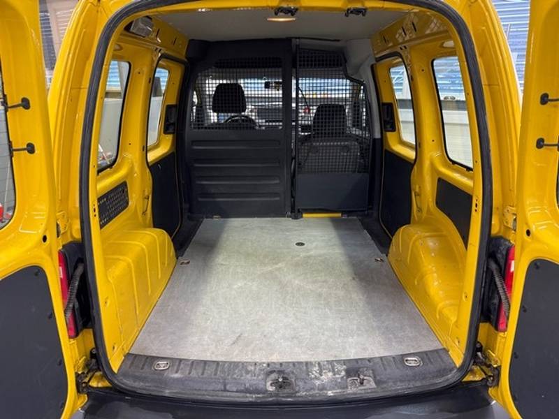 VW Caddy 2.0TDI 4Motion BlueMotion Technology-image-4