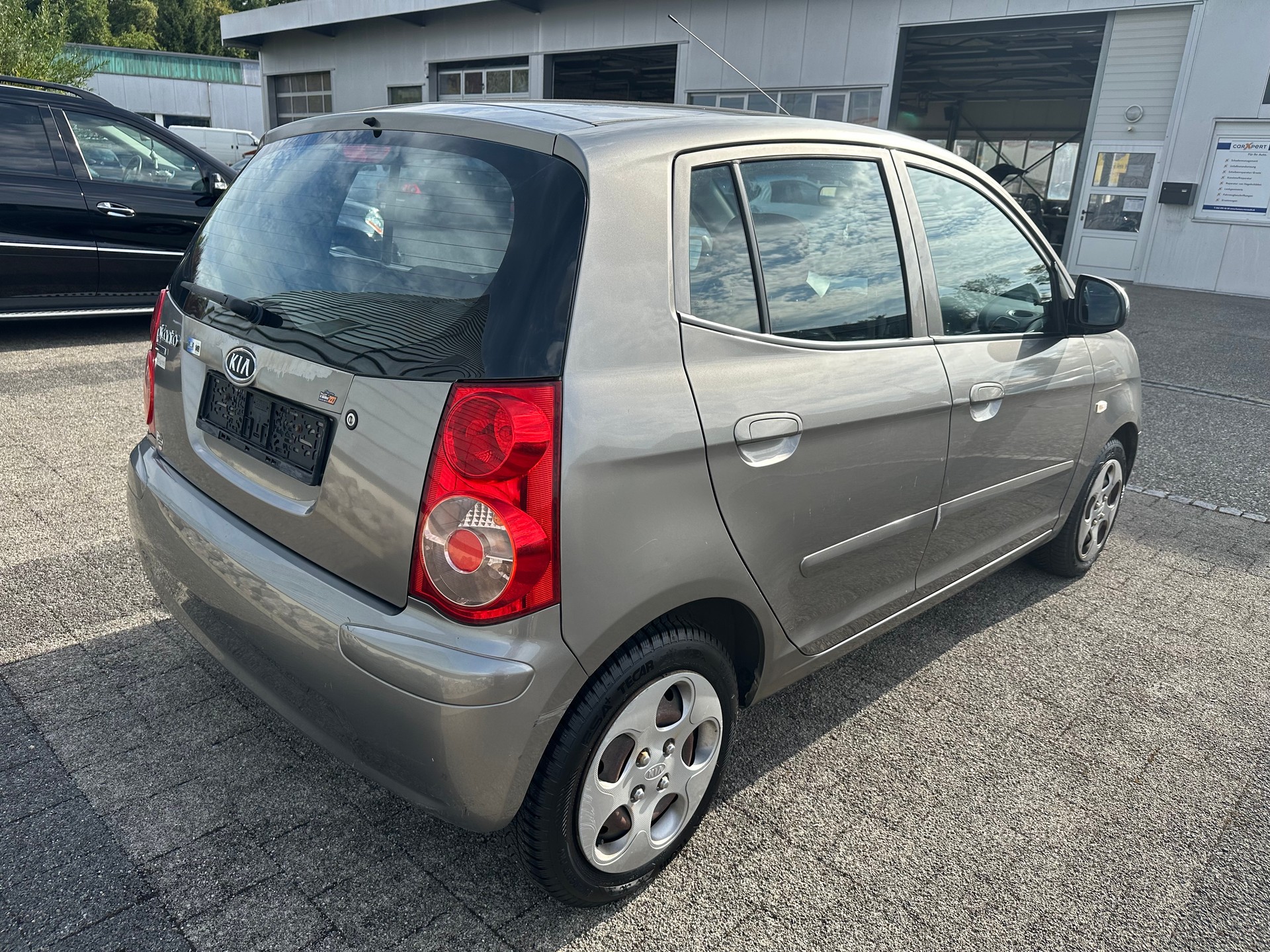 KIA Picanto 1.1 Style-image-6
