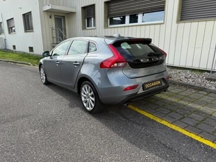 VOLVO V40 D3 Summum Geartronic-image-3