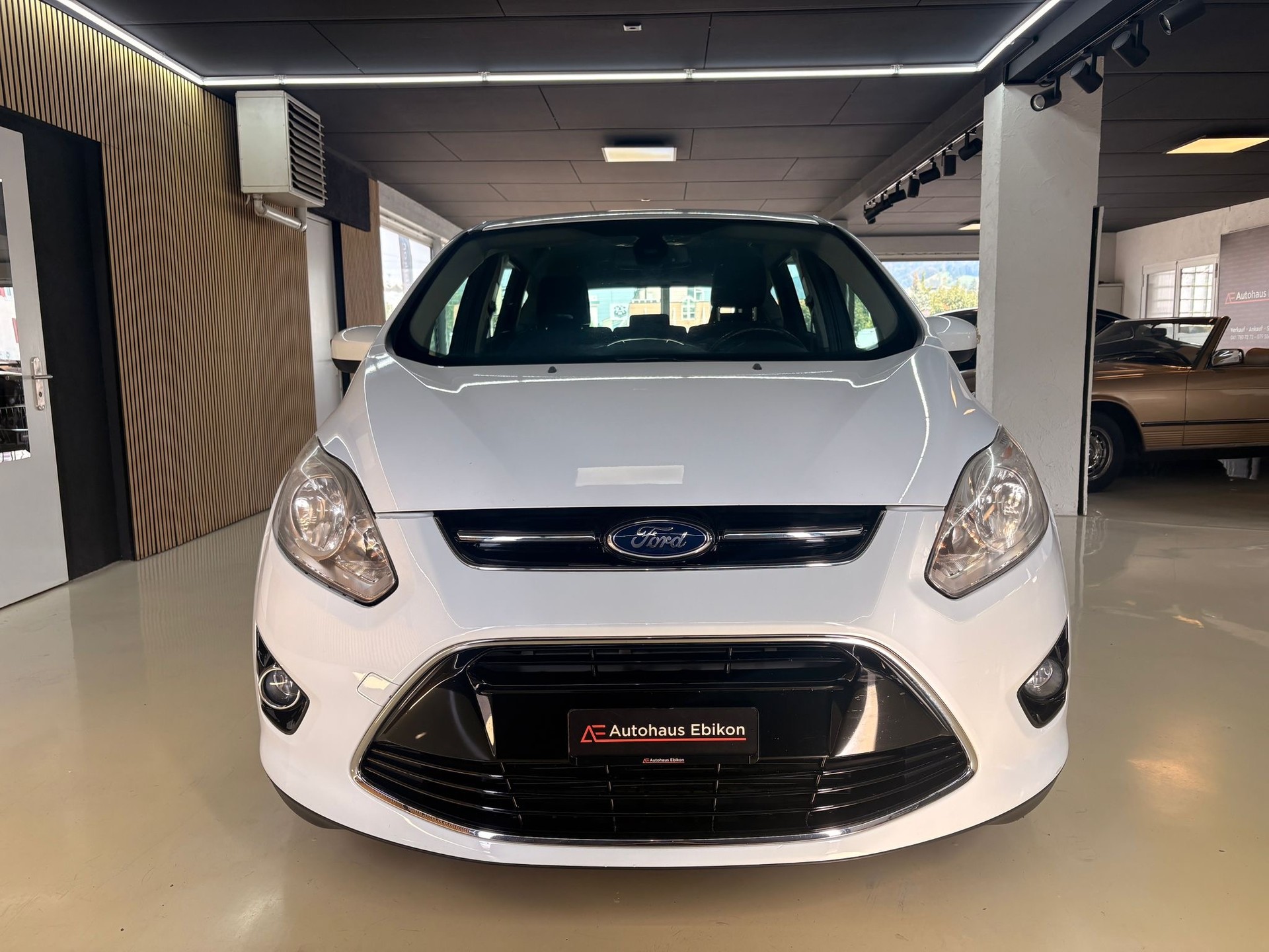 FORD C-Max 1.6 Ti-VCT Titanium-showroom-element-1