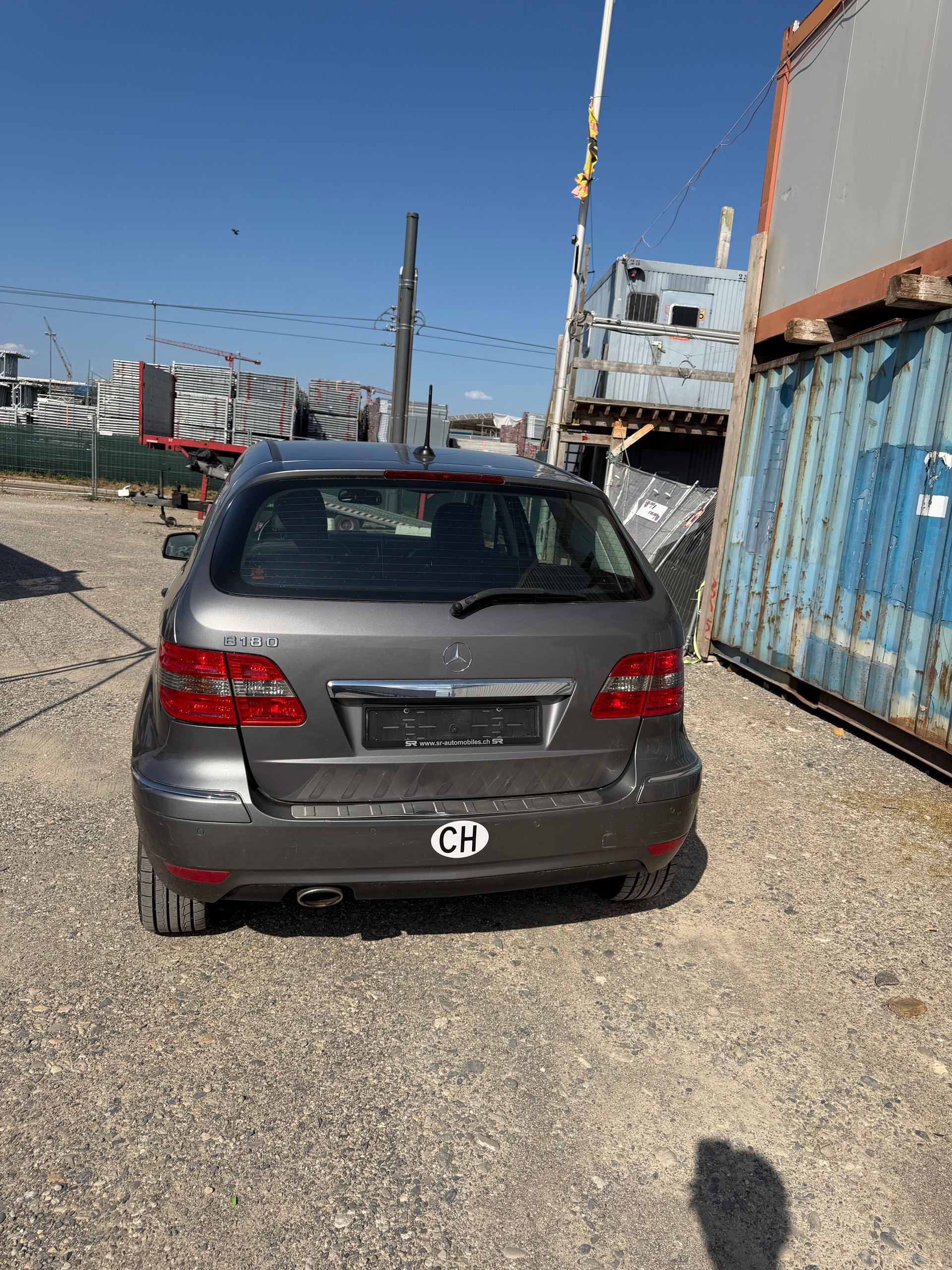 MERCEDES-BENZ B 180 Selection Autotronic-image-7