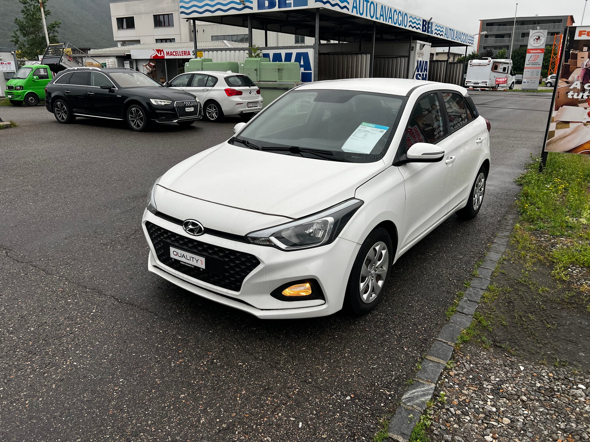 HYUNDAI i20 Active 1.0 T-GDi Amplia DCT-image-2