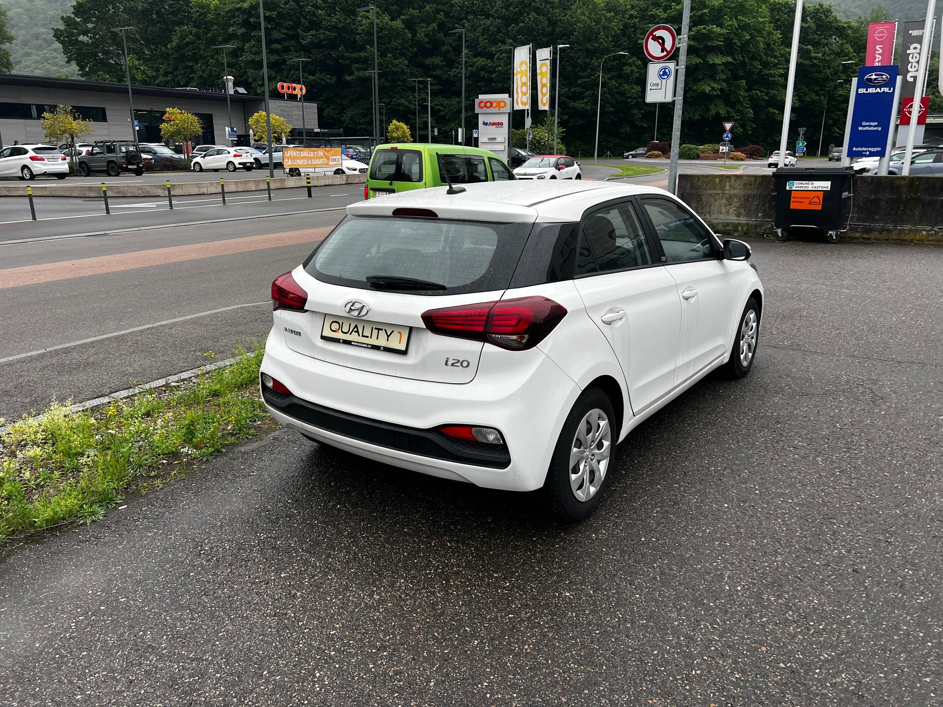 HYUNDAI i20 Active 1.0 T-GDi Amplia DCT-image-5