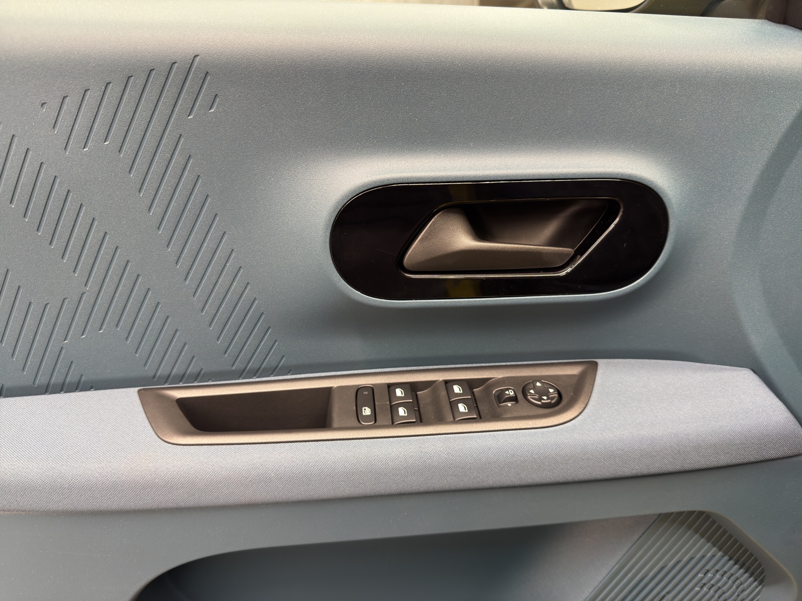 FIAT Grande Panda 1.2 Hybrid La Prima-image-11
