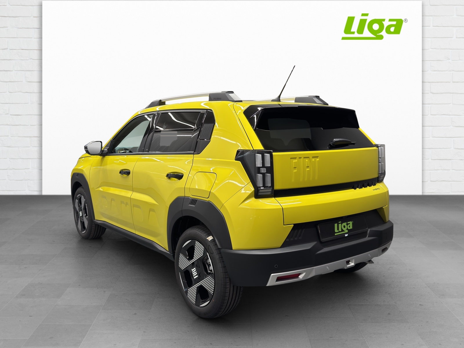 FIAT Grande Panda 1.2 Hybrid La Prima-image-3